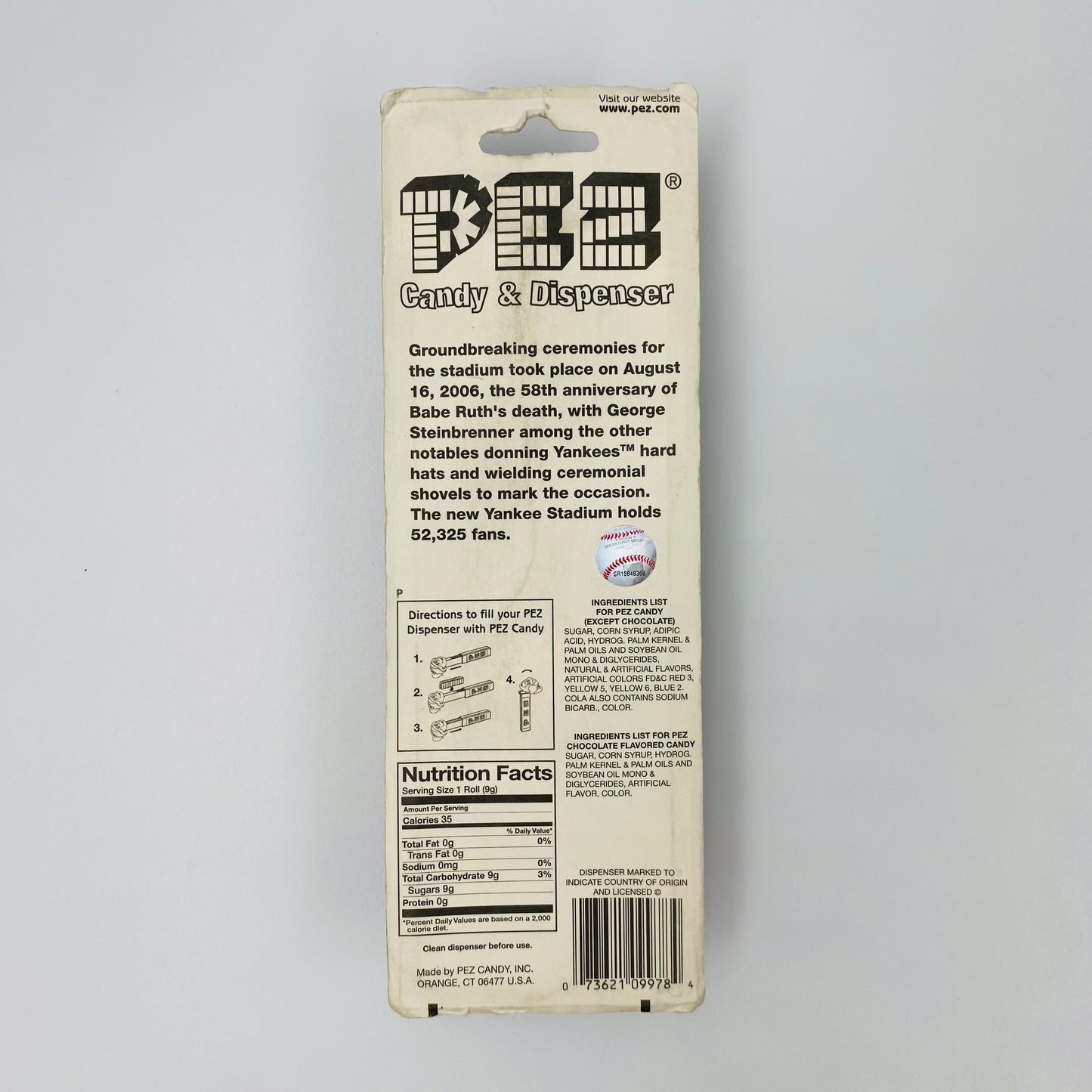 MLB Baseball New York Yankees Yankee Stadium baseball PEZ dispenser (2009) carded 5.9 China