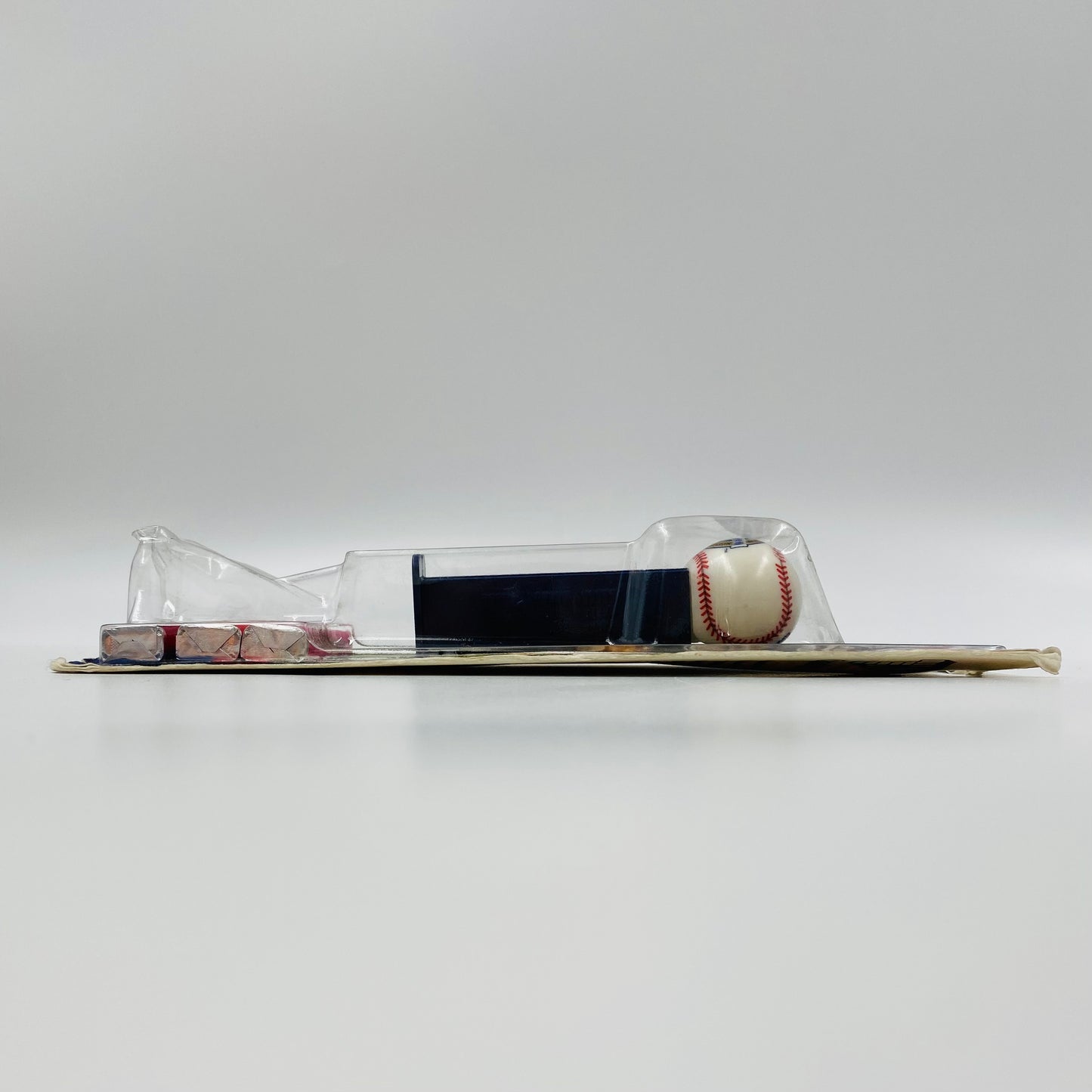 MLB Baseball New York Yankees Yankee Stadium baseball PEZ dispenser (2009) carded 5.9 China