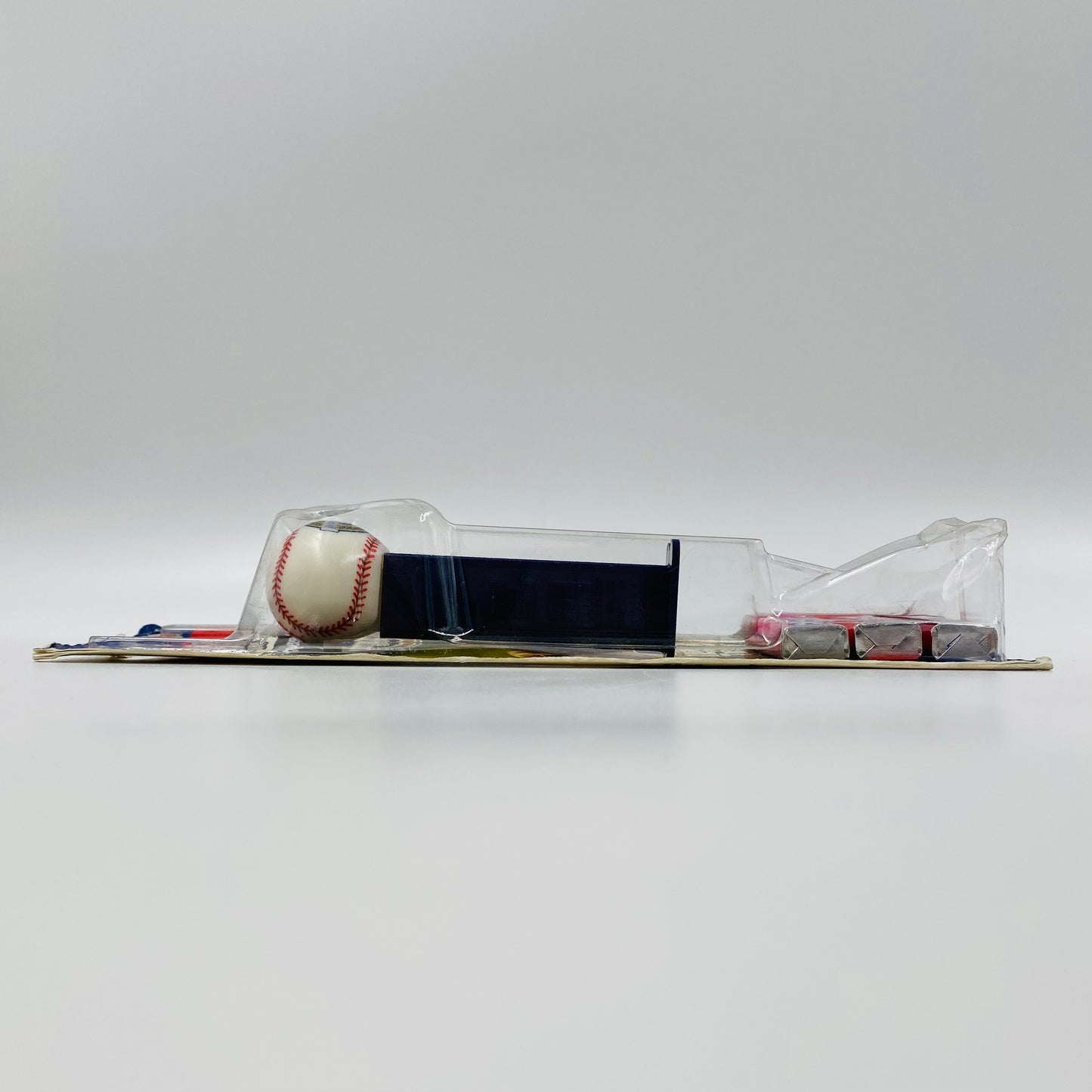 MLB Baseball New York Yankees Yankee Stadium baseball PEZ dispenser (2009) carded 5.9 China