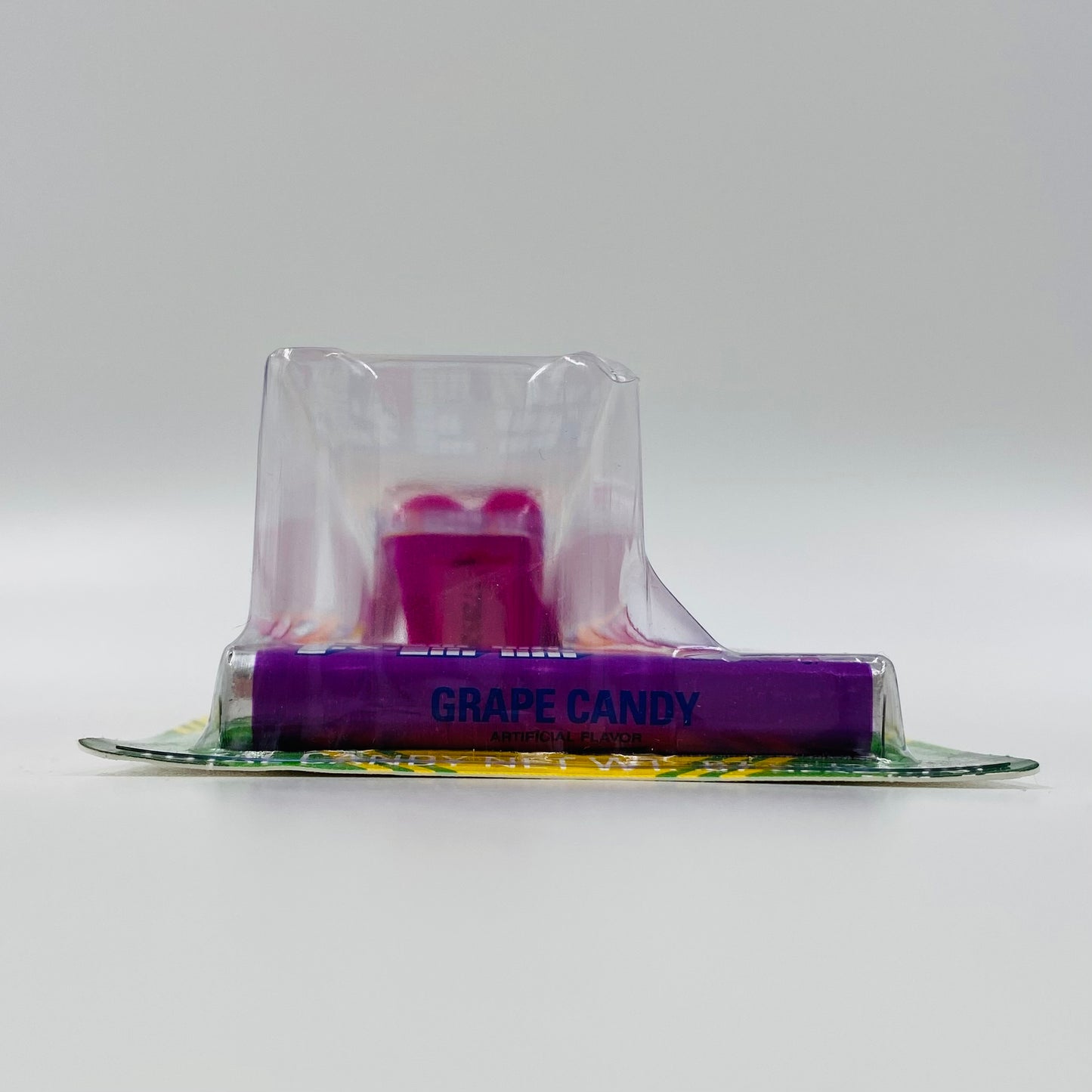 Crayola Vivid Violet crayon PEZ dispenser (2018) carded 7.5 China