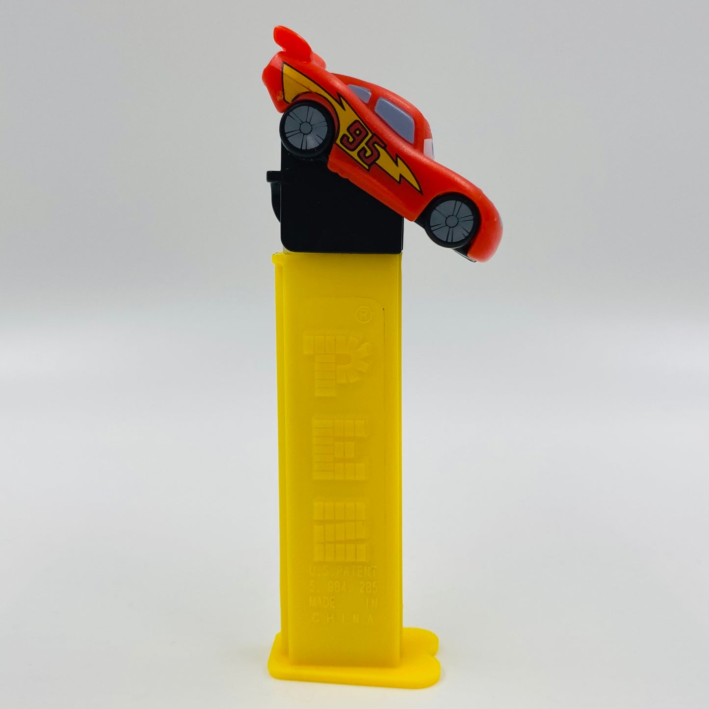 Cars 2 Lightning McQueen PEZ dispenser (2011) loose 5.9 China