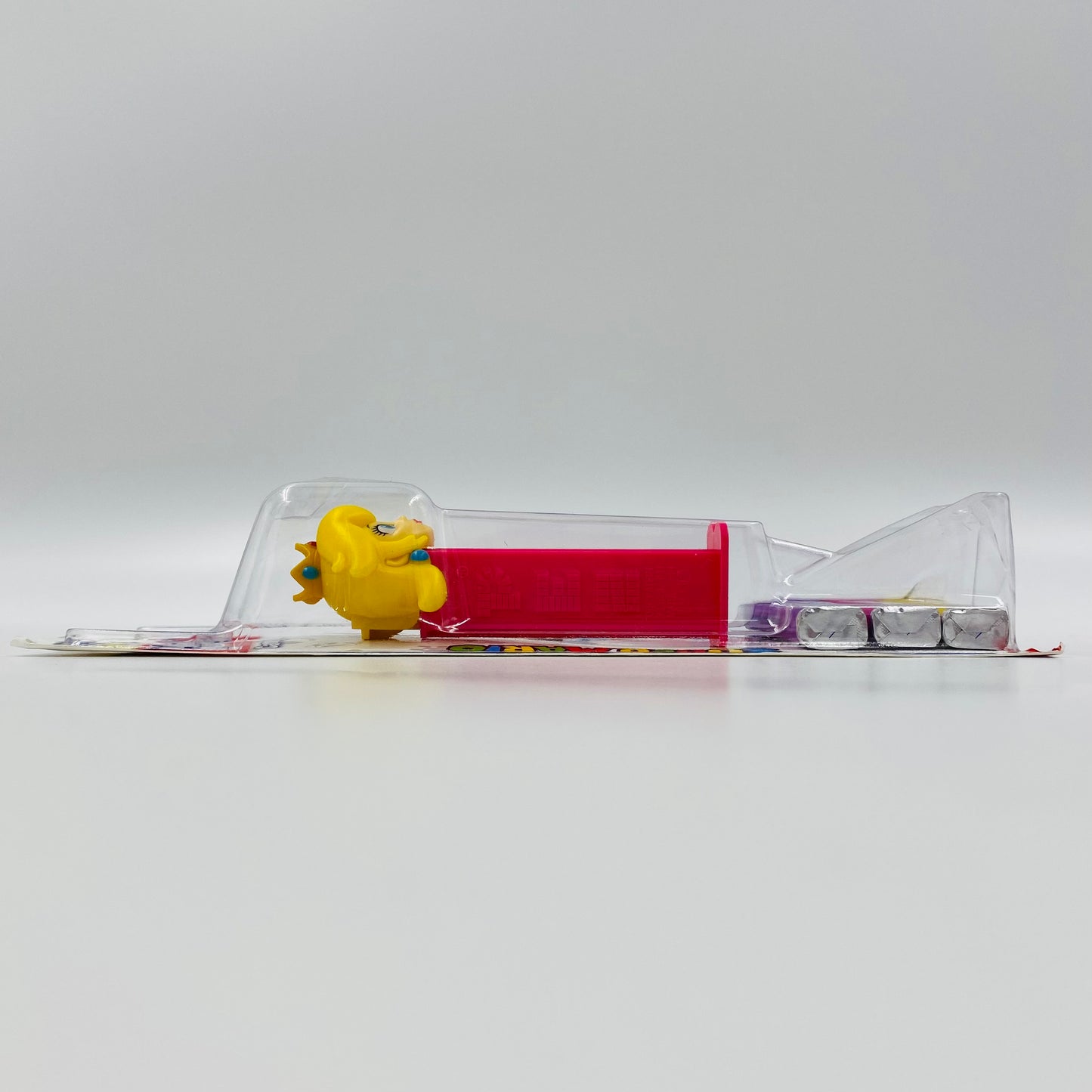 Super Mario Princess Peach PEZ dispenser (2017) carded 7.5 China