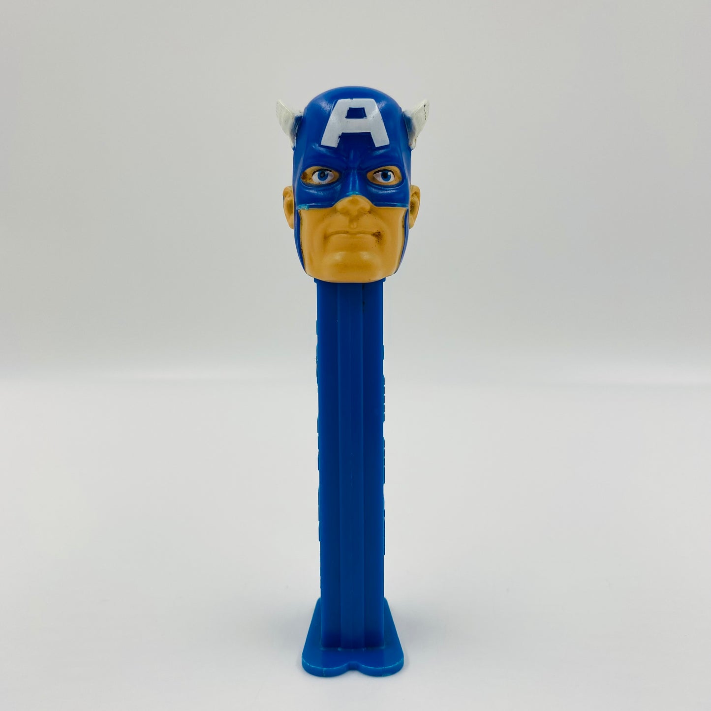 Marvel Captain America PEZ dispenser (2011) loose