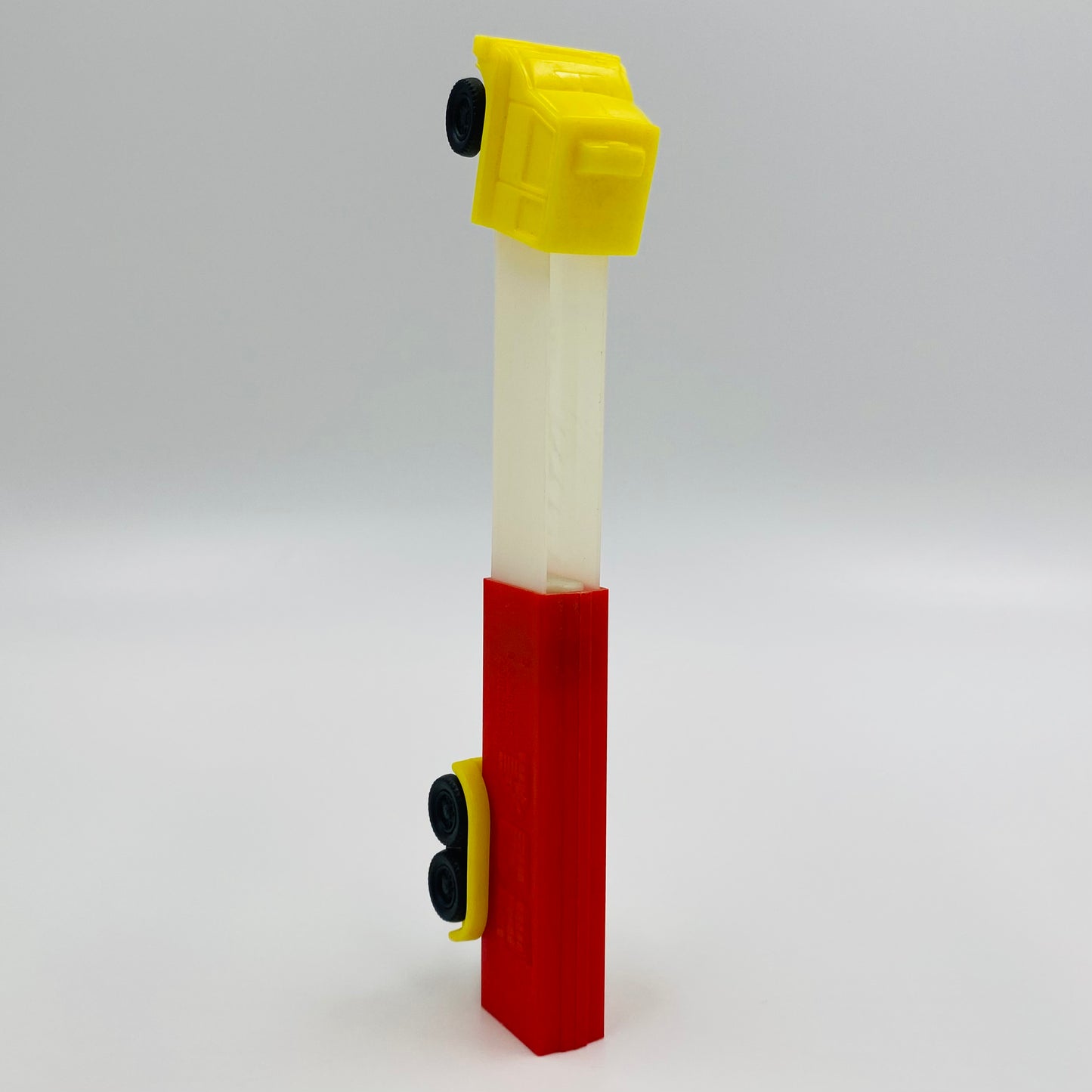 PEZ Trucks Series D R3 yellow cab/red trailer PEZ dispenser (1991) loose 4.9 Slovenia