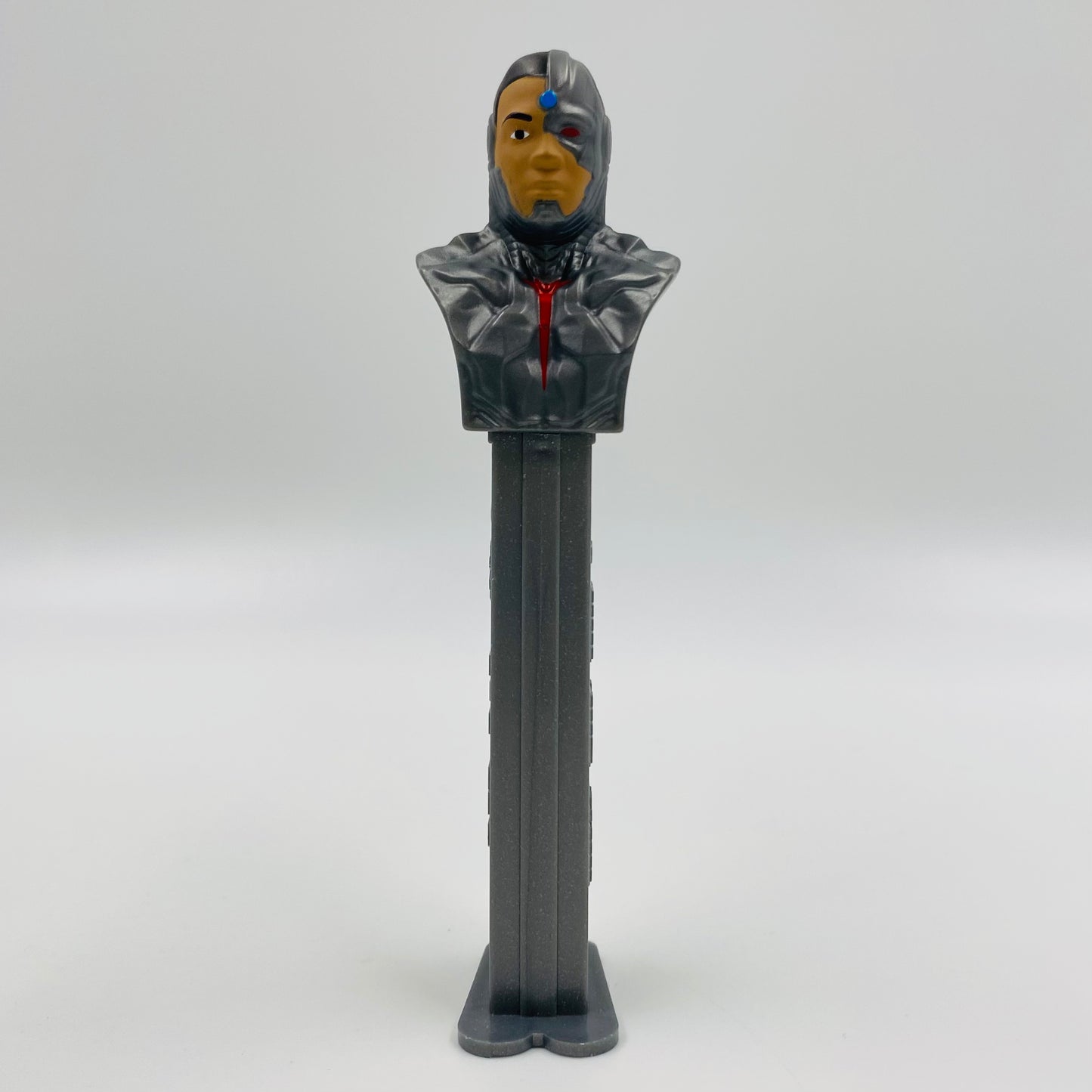 DC Cyborg PEZ dispenser (2017) loose 7.5 China