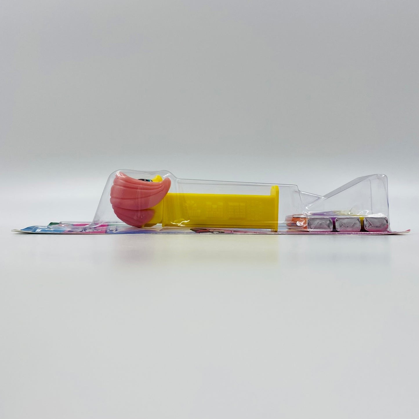 My Little Pony Fluttershy PEZ dispenser (2016) carded 7.5 China