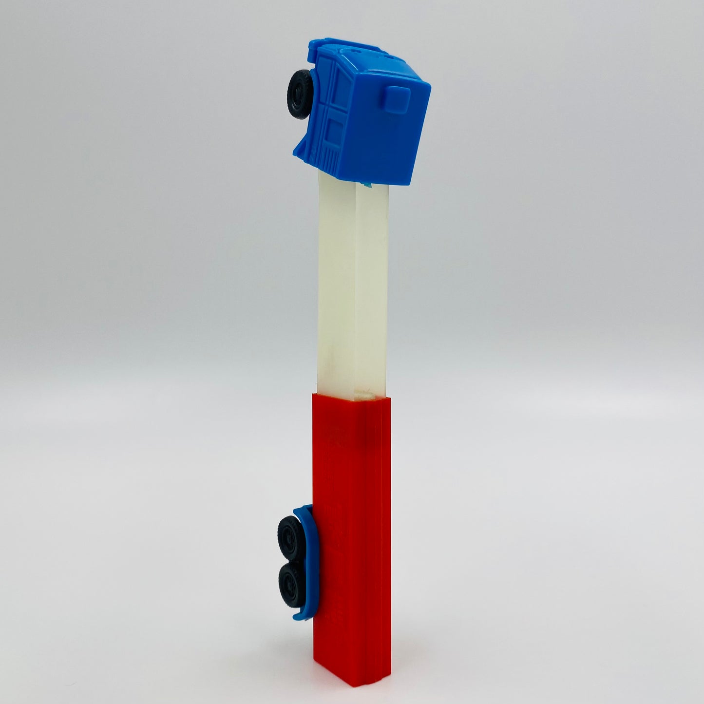 PEZ Trucks Series D R4 blue cab/red trailer PEZ dispenser (1991) loose 4.9 Slovenia