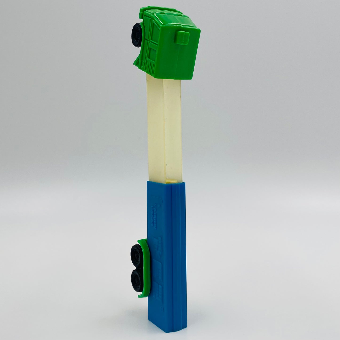 PEZ Trucks Series D R4 green cab/blue trailer PEZ dispenser (1991) loose 4.9 Yugoslavia