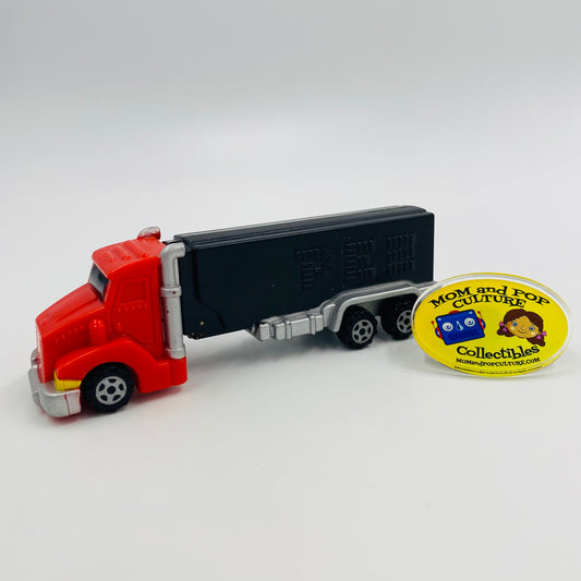 PEZ Trucks Series E red cab/black trailer PEZ dispenser (2004) loose 5.9 China