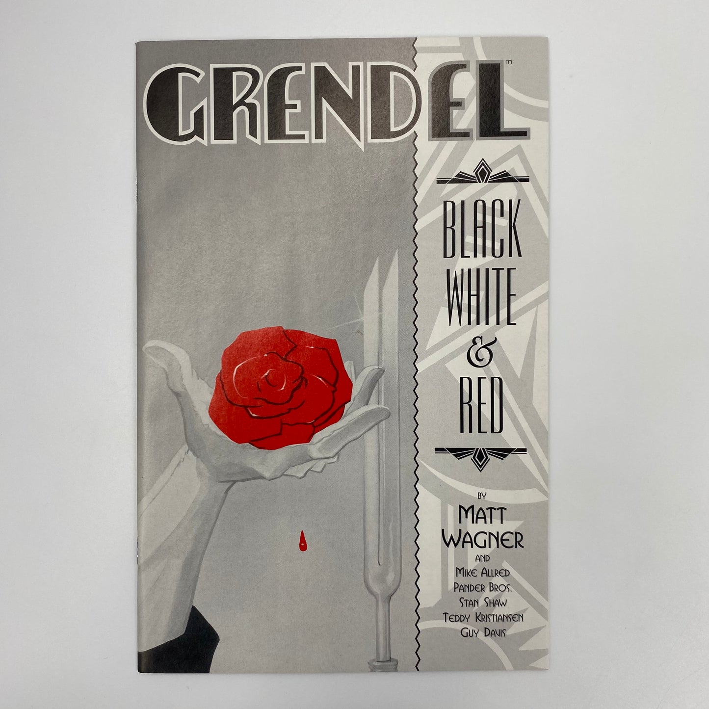 Grendel Black, White & Red #1-4 (1998-1999) Dark Horse (VF-, VF-, VF-, FN-)