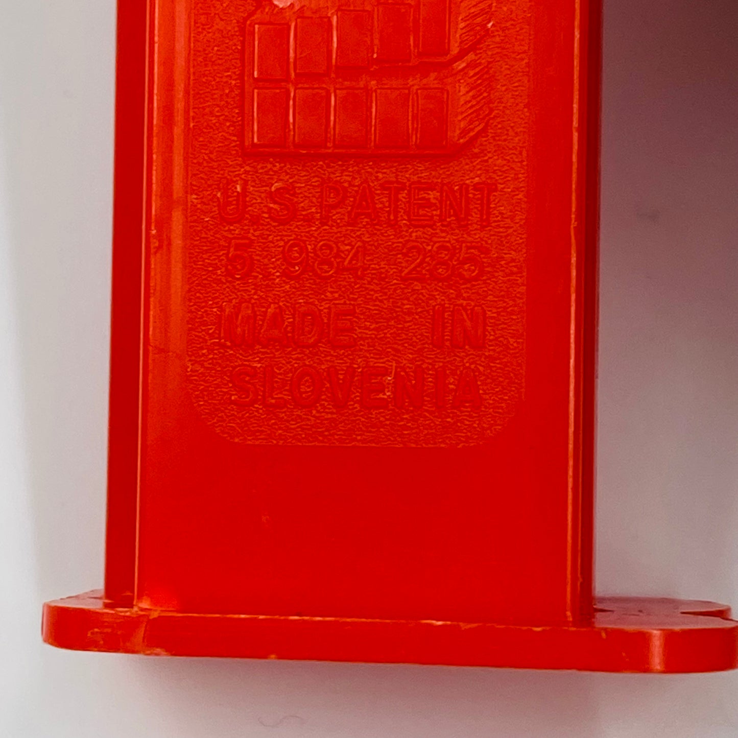 Emergency Heroes Fred the Fireman PEZ dispenser (2003) loose 5.9 Slovenia