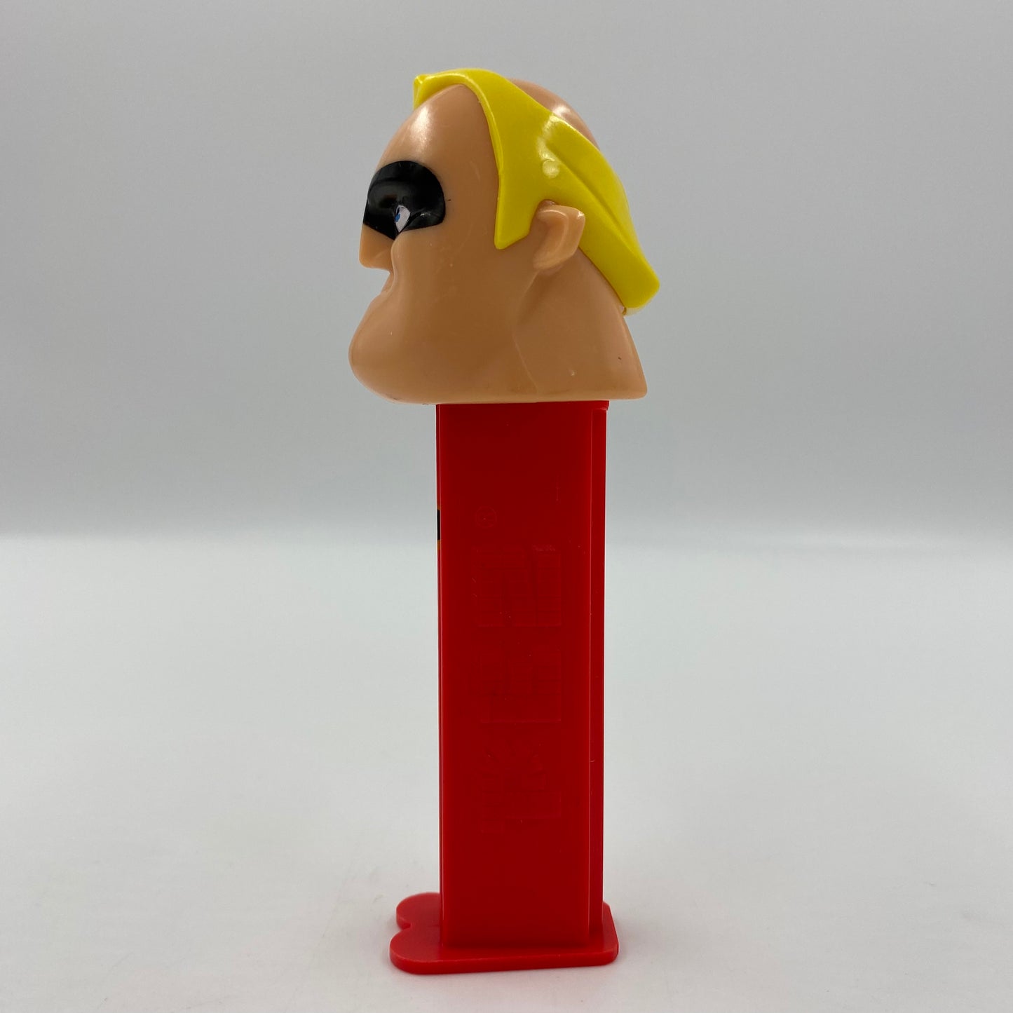 The Incredibles Mr. Incredible PEZ dispenser (2004) loose