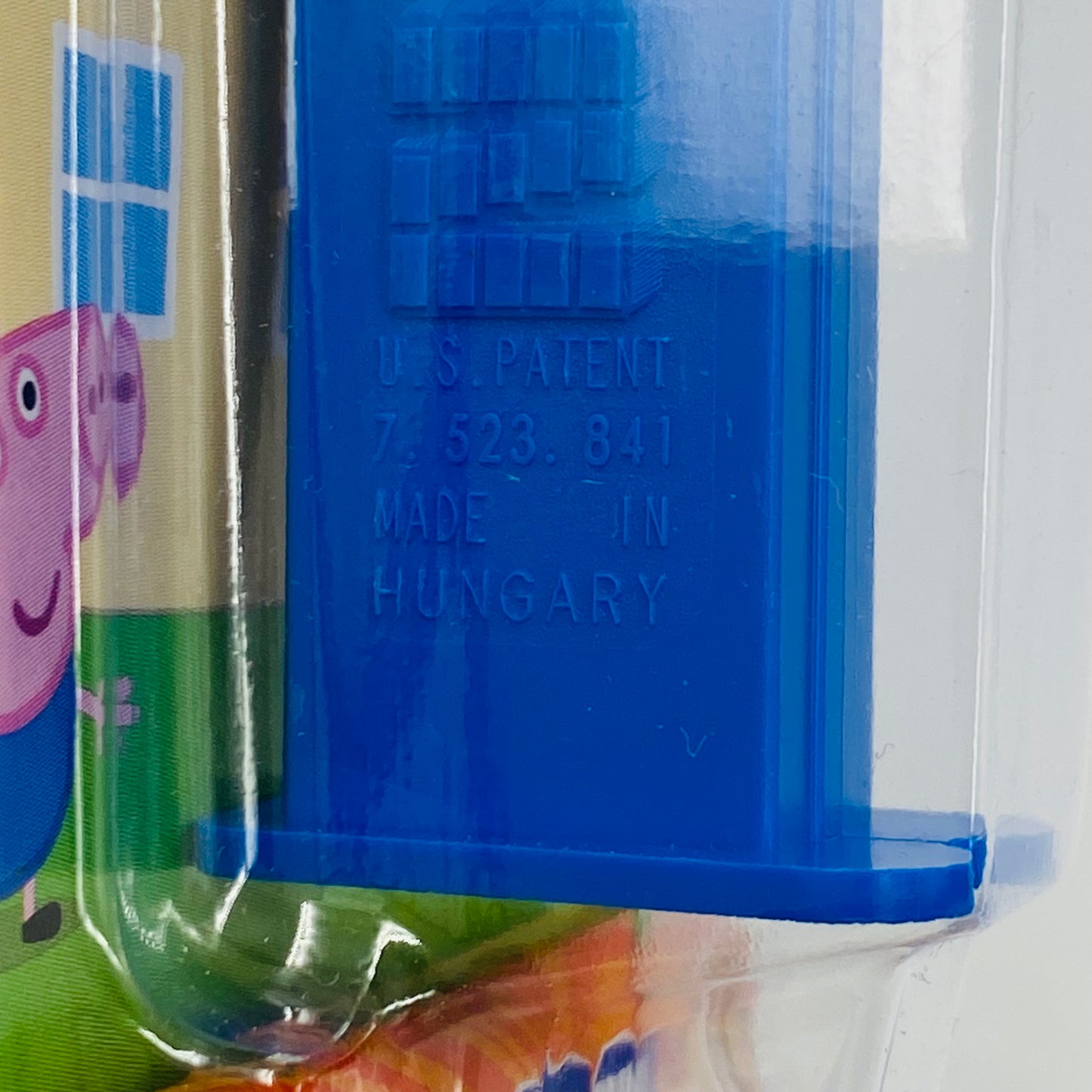 Peppa Pig George Pig PEZ dispenser (2020) carded 7.5 Hungary