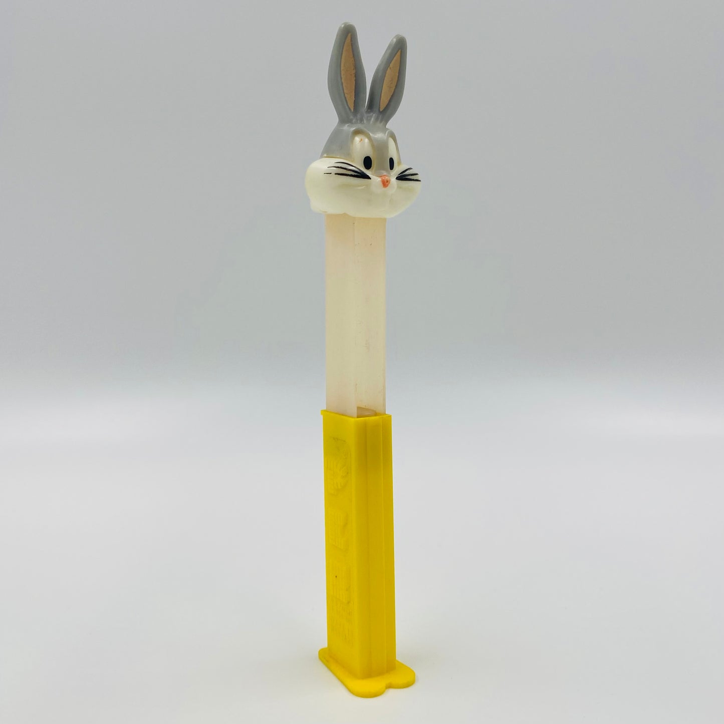 M&PC PEZ Dispenser FUN PACK: Warner Bros Royalty!
