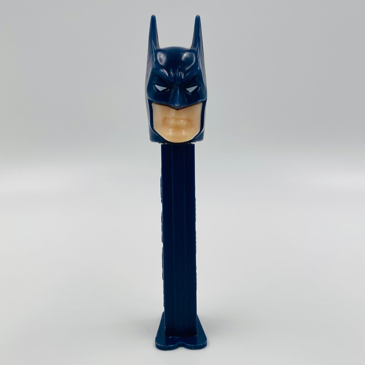M&PC PEZ Dispenser FUN PACK: Warner Bros Royalty!