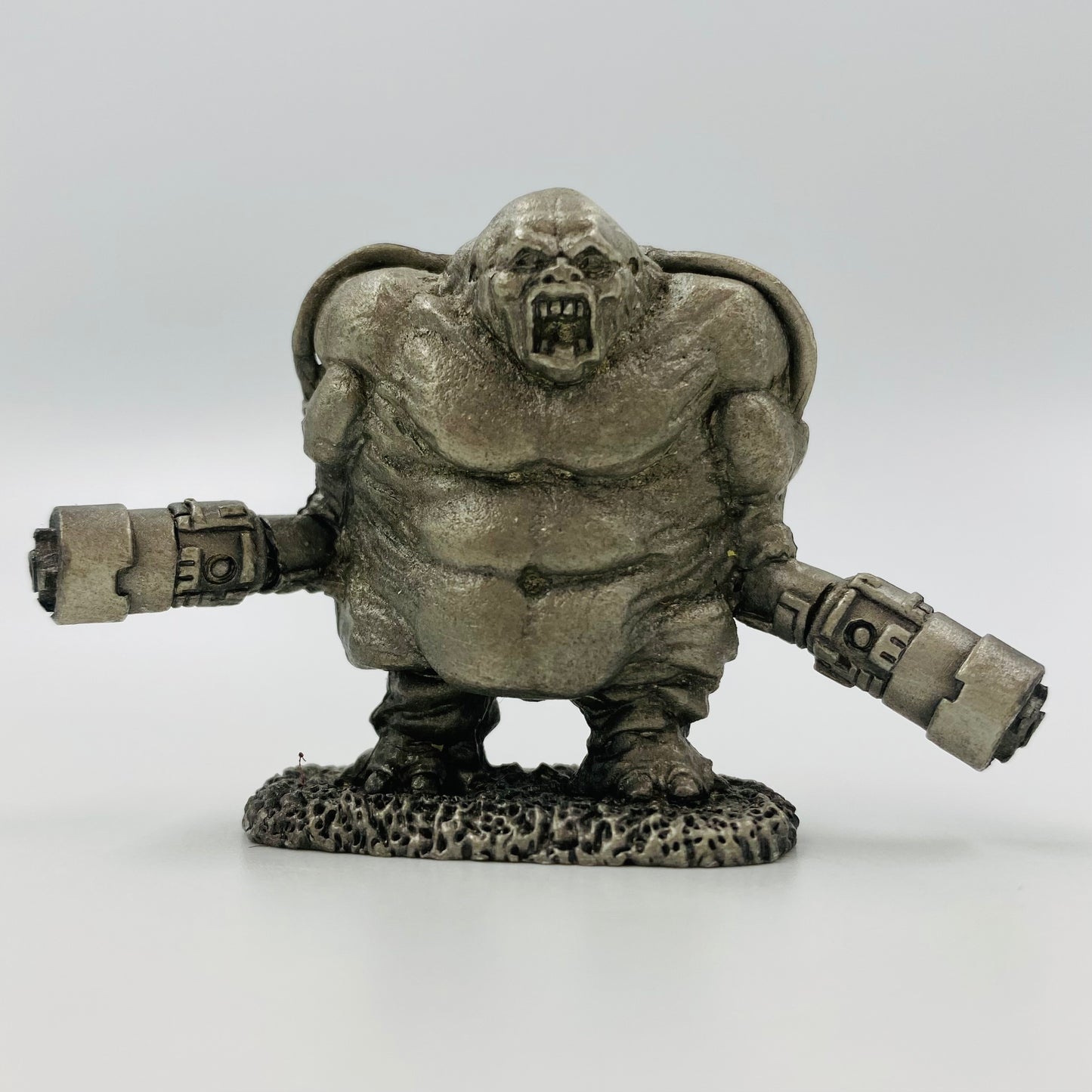 Doom Mancubus loose 1.5” pewter miniature figurine (1997) Reaper Miniatures 66610