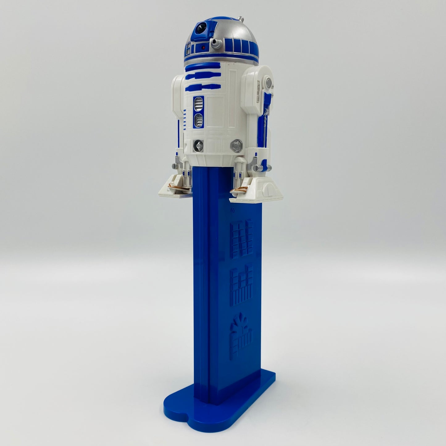 Giant Star Wars R2-D2 PEZ dispenser (2005) loose China