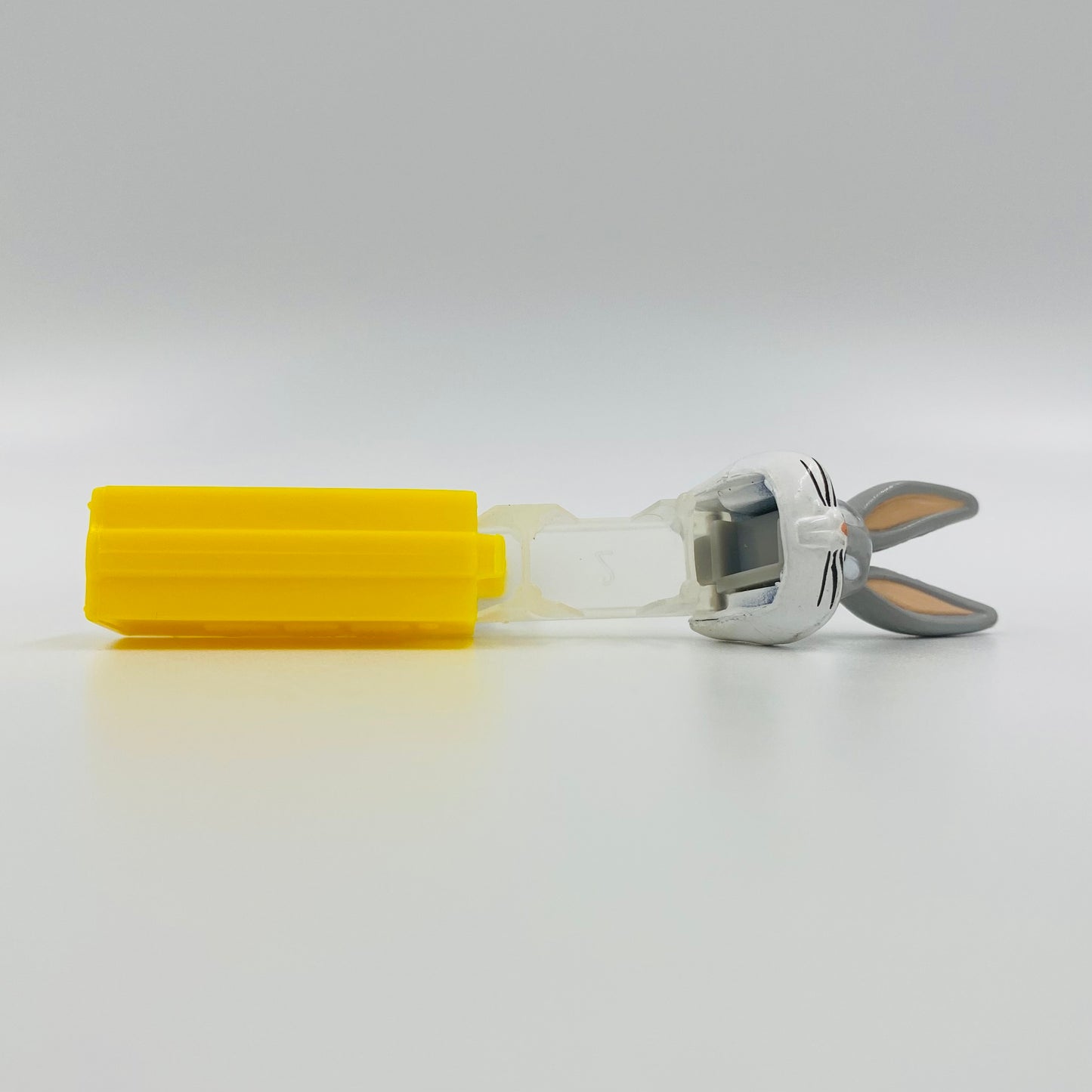 Looney Tunes Bugs Bunny mini PEZ dispenser & keychain (1999) loose