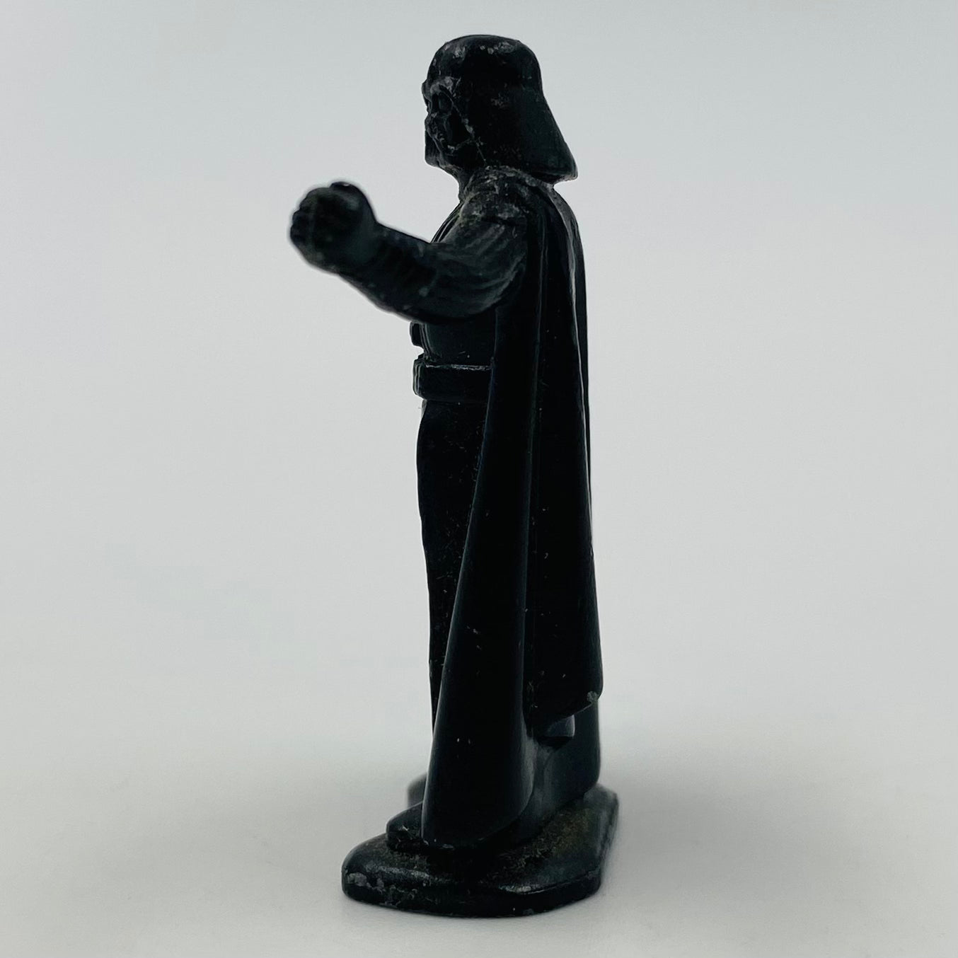 Star Wars Micro Collection Darth Vader (beckoning) loose 1.5” die-cast metal figurine (1982) Kenner