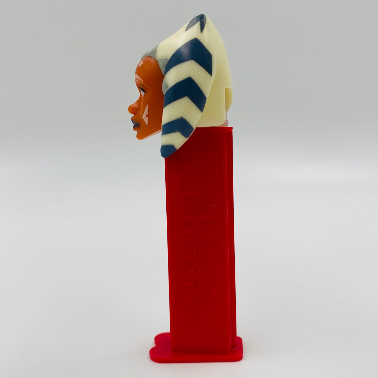 Star Wars Ahsoka Tano PEZ dispenser (2009) loose 5.9 China