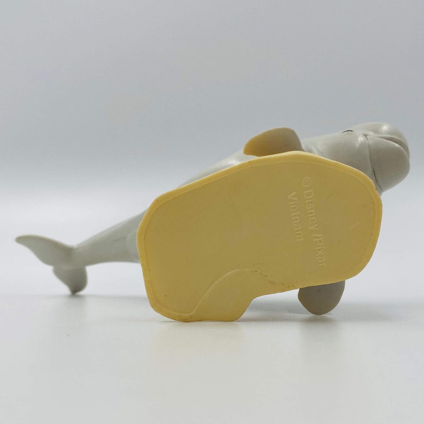 Finding Dory Bailey Beluga 3” figurine