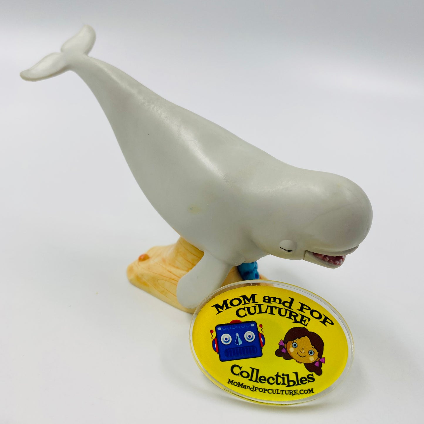 Finding Dory Bailey Beluga 3” figurine