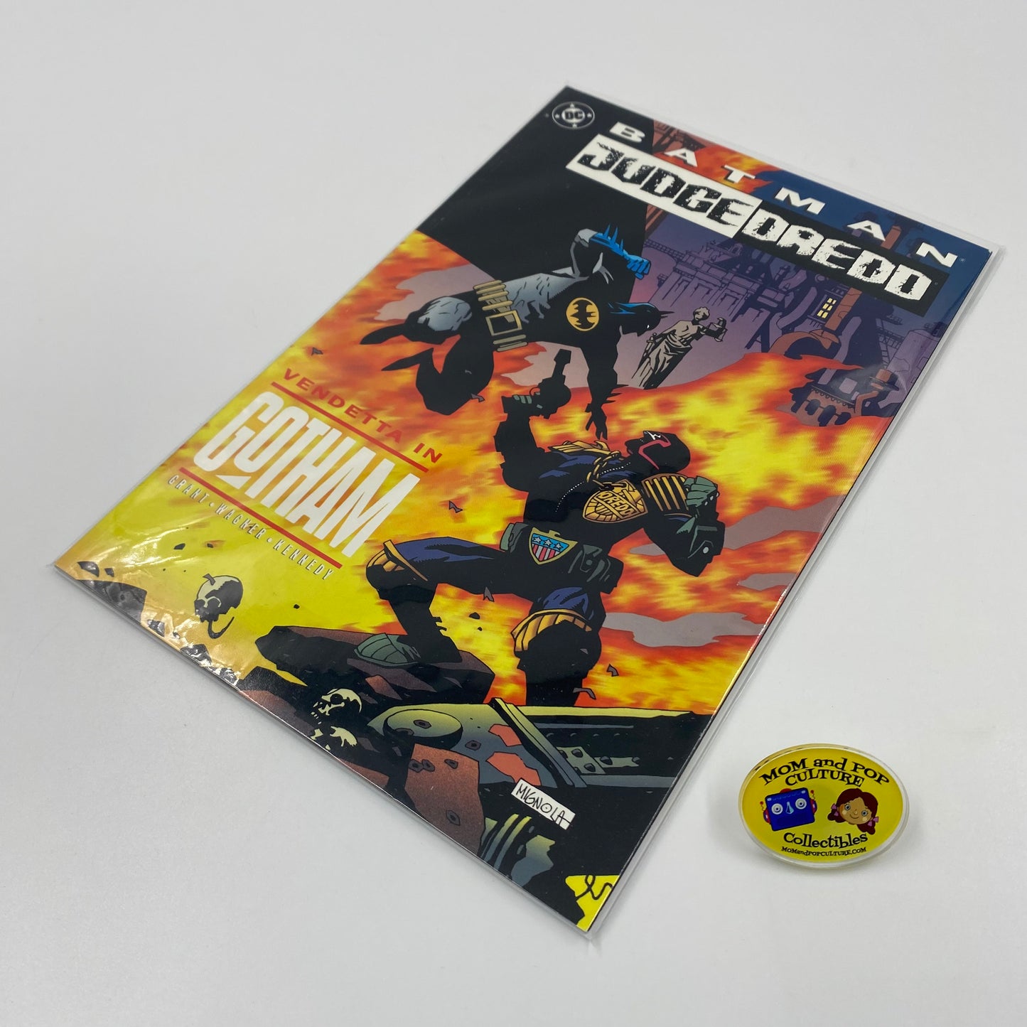 Batman Judge Dredd Vendetta in Gotham (1993) DC (FN+)