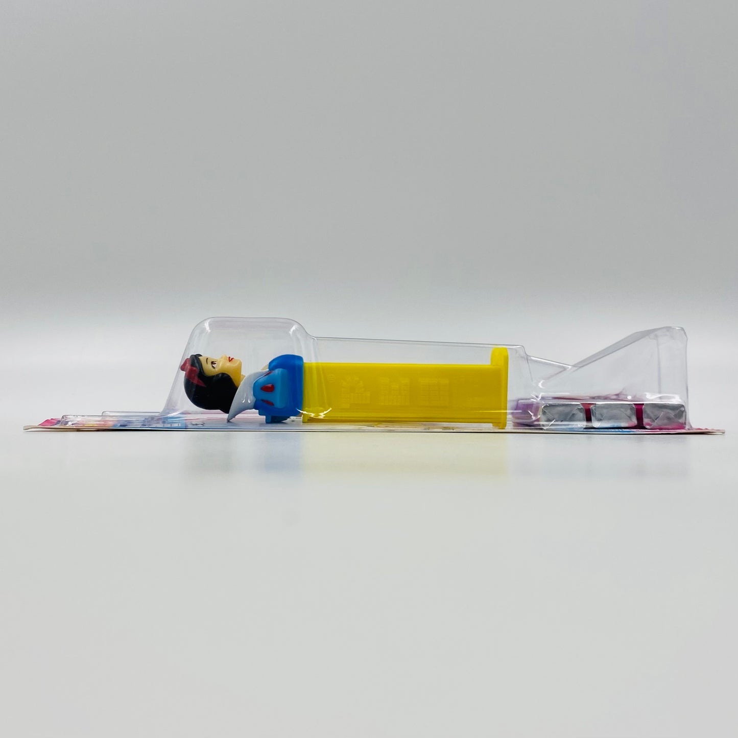 Disney Princess Snow White PEZ dispenser (2013) carded 7.5 China