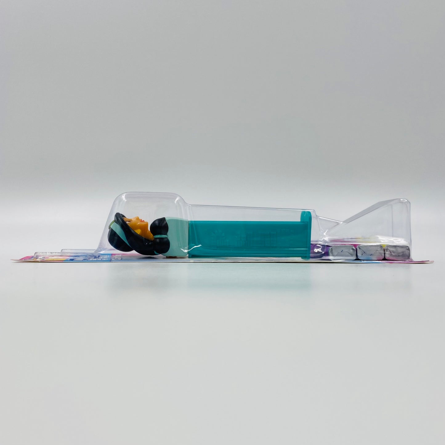Disney Princess Aladdin Jasmine PEZ dispenser (2019) carded 5.9 China