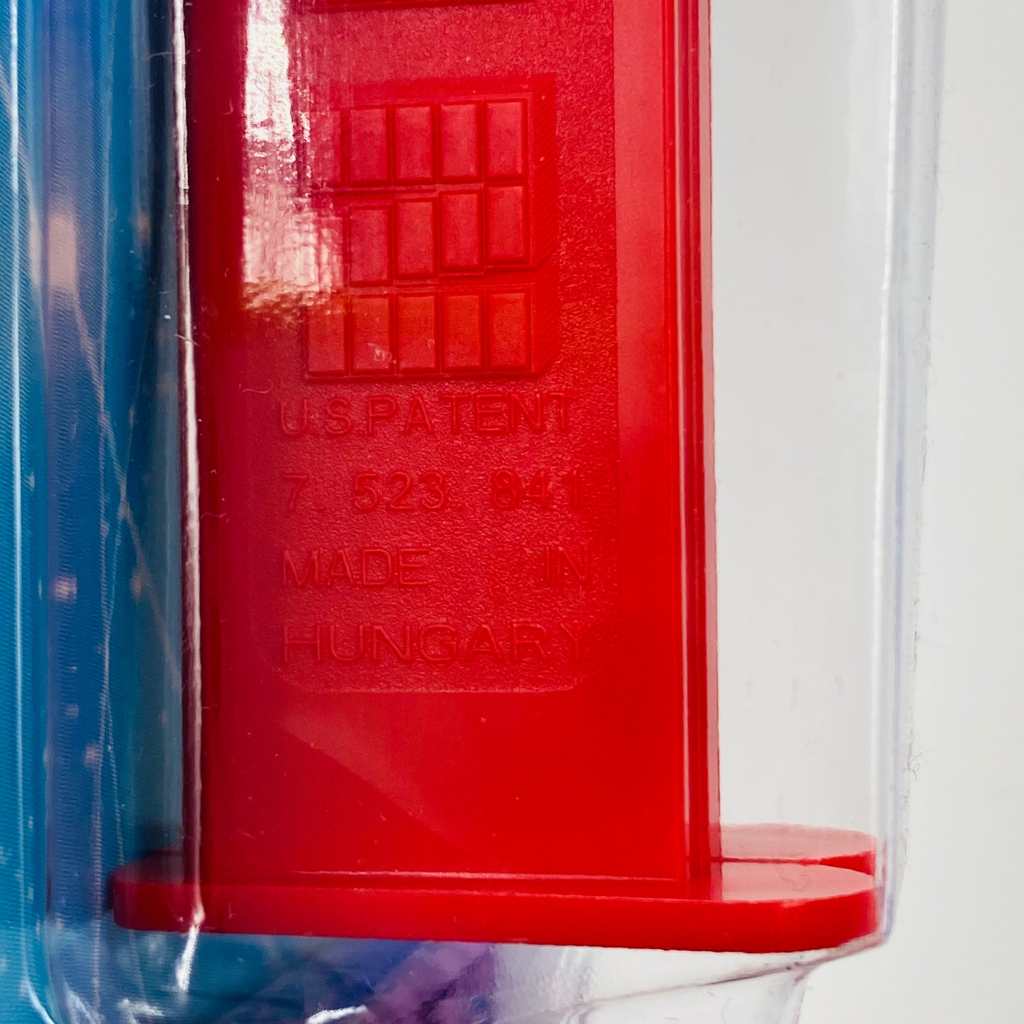 Disney Dumbo PEZ dispenser (2021) carded 7.5 Hungary