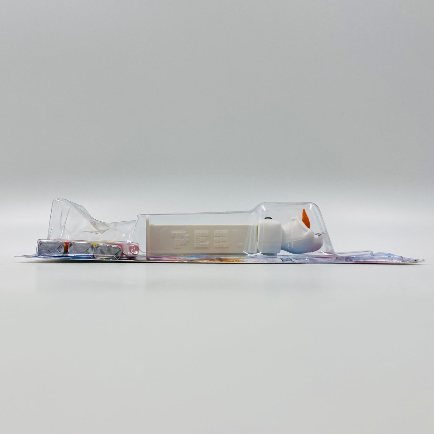 Frozen Olaf PEZ dispenser (2014) carded 7.5 China