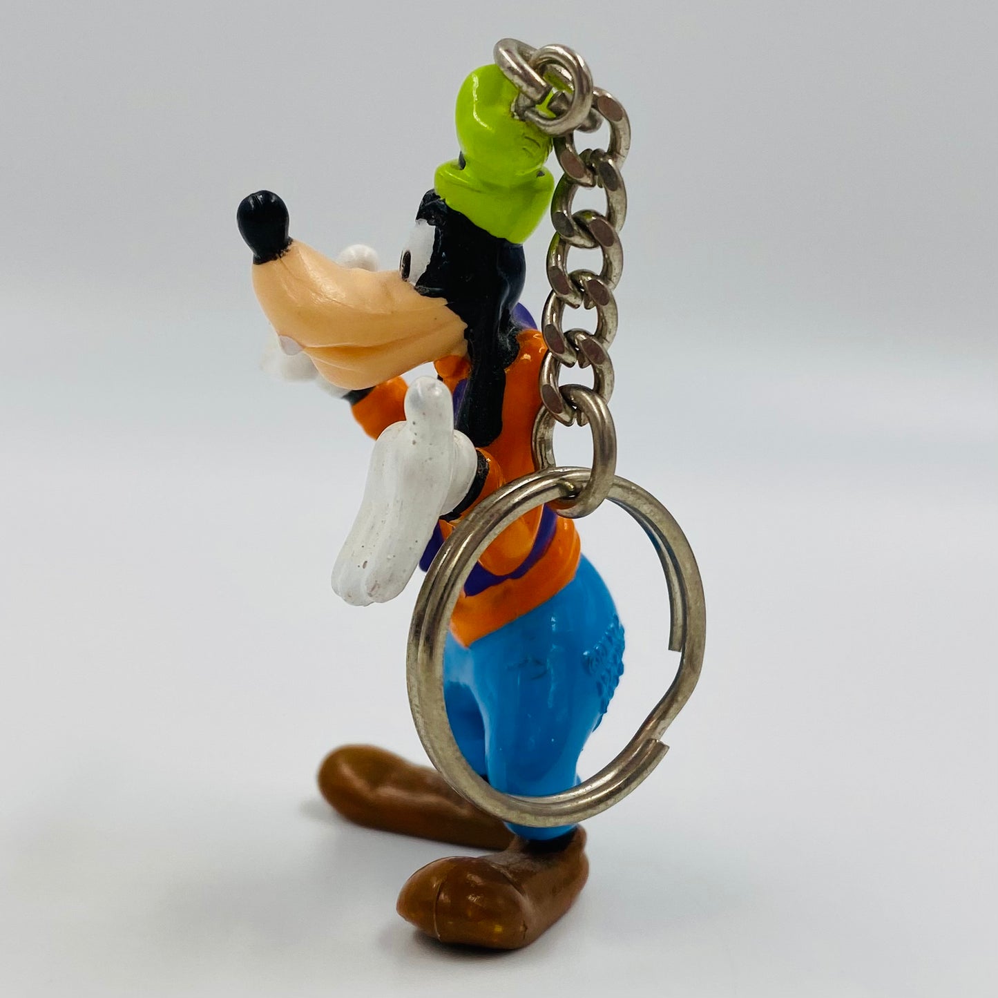 Disney Goofy 2.5" figurine keychain (1990's) Applause