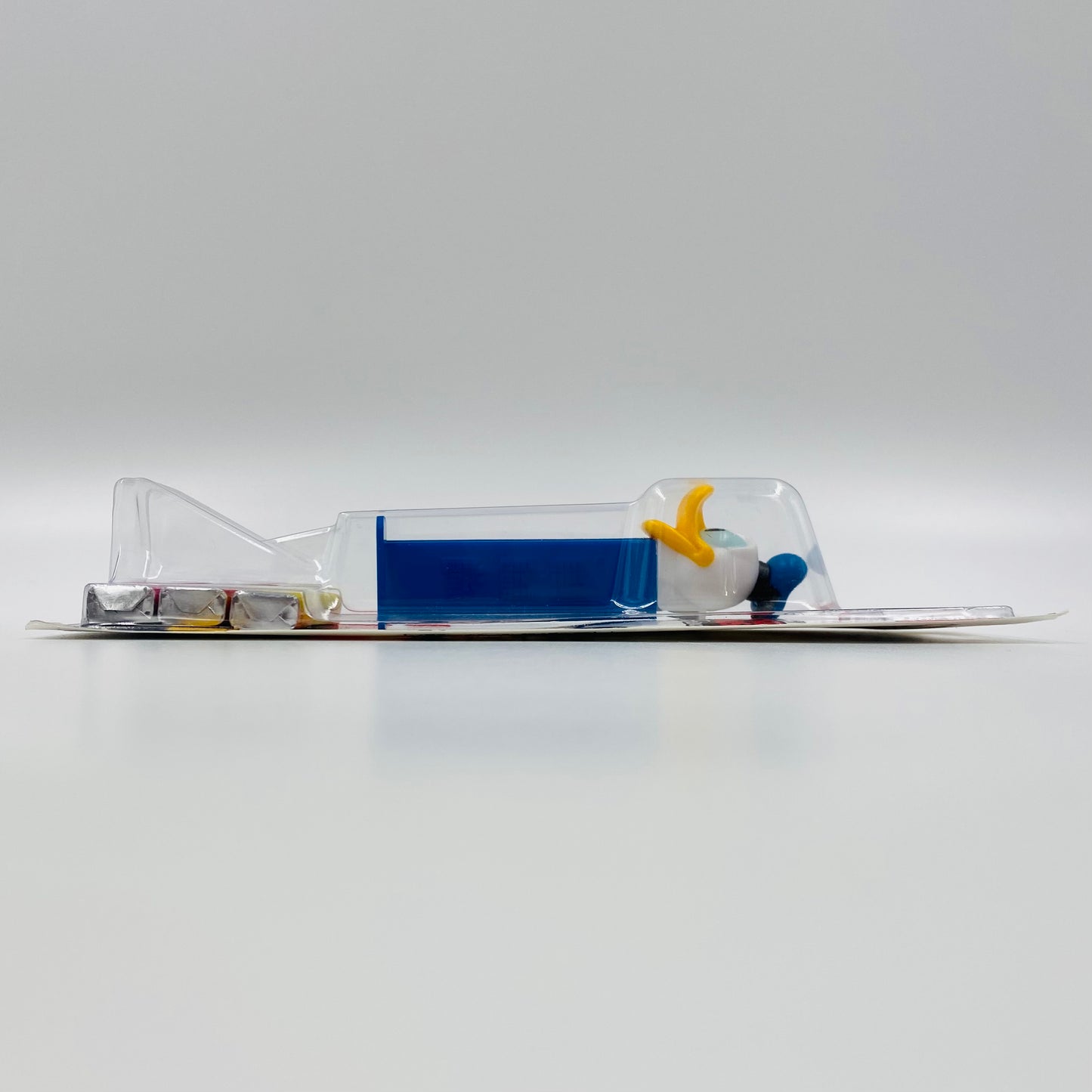 Disney Mickey Mouse & Friends Donald Duck PEZ dispenser (2009) carded 5.9 China