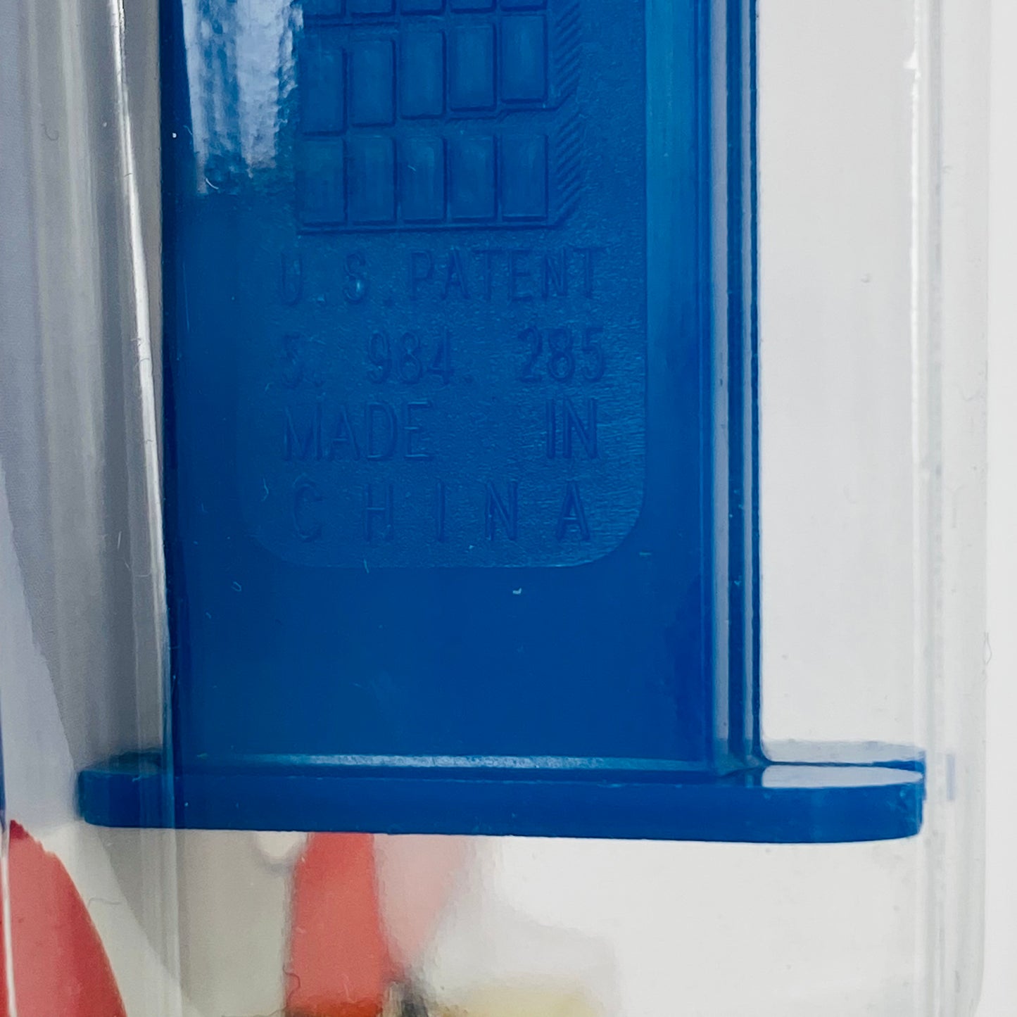 Disney Mickey Mouse & Friends Donald Duck PEZ dispenser (2009) carded 5.9 China