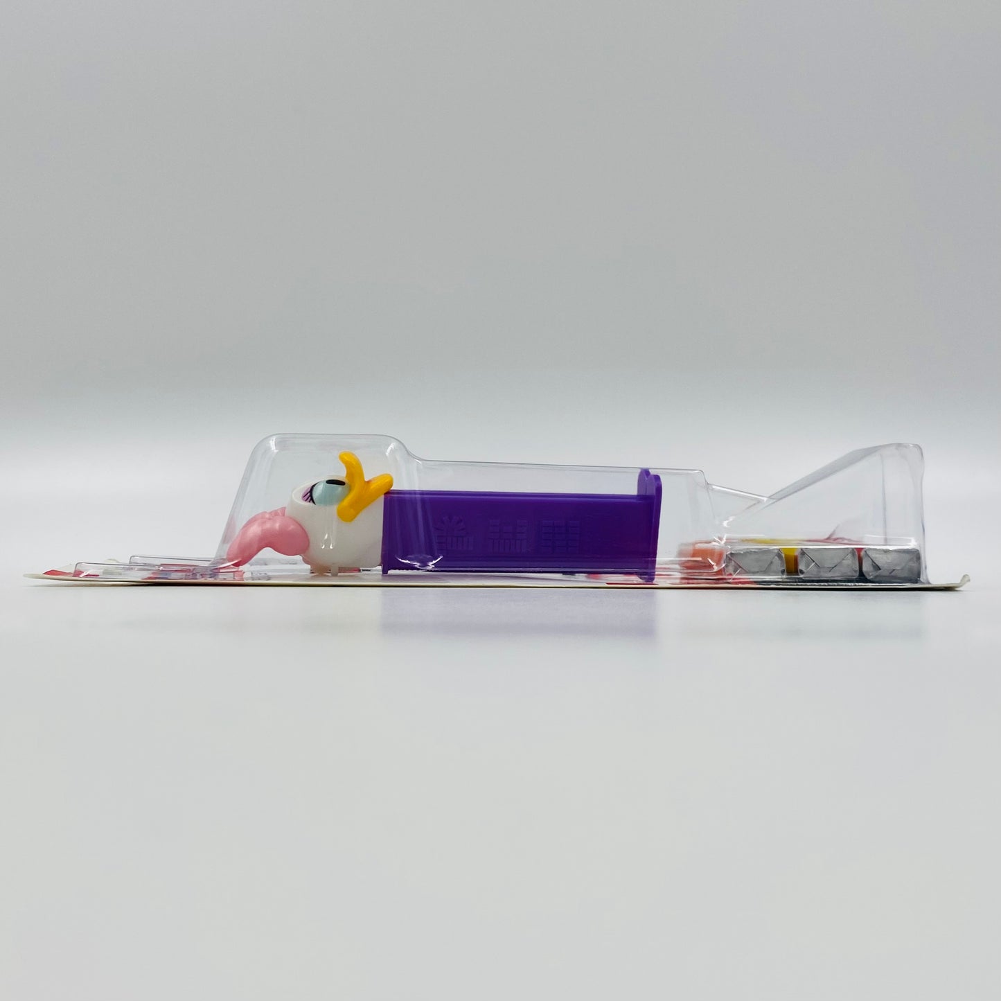 Disney Mickey Mouse & Friends Daisy Duck PEZ dispenser (2009) carded 7.5 China