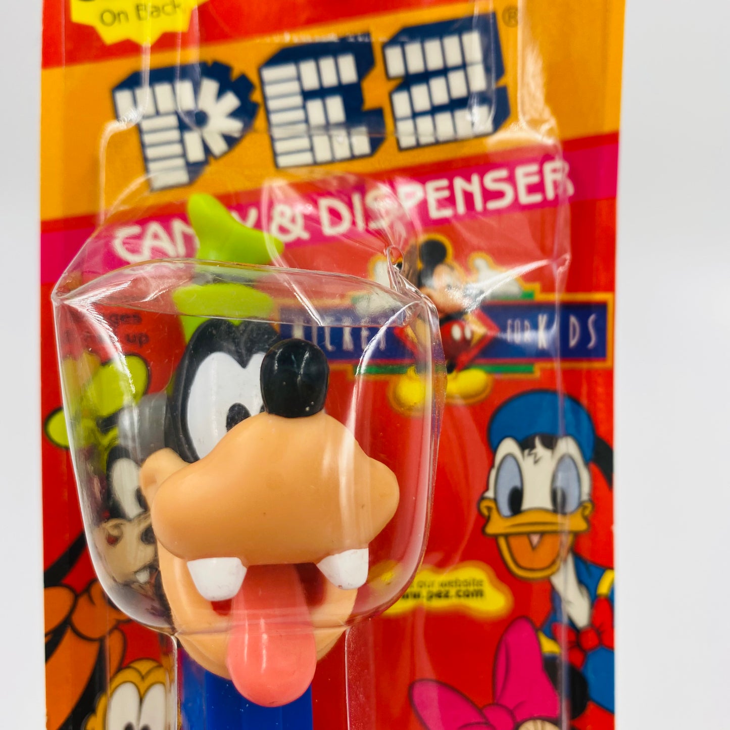 Disney Extreme Goofy PEZ dispenser (2003) carded 5.9 China