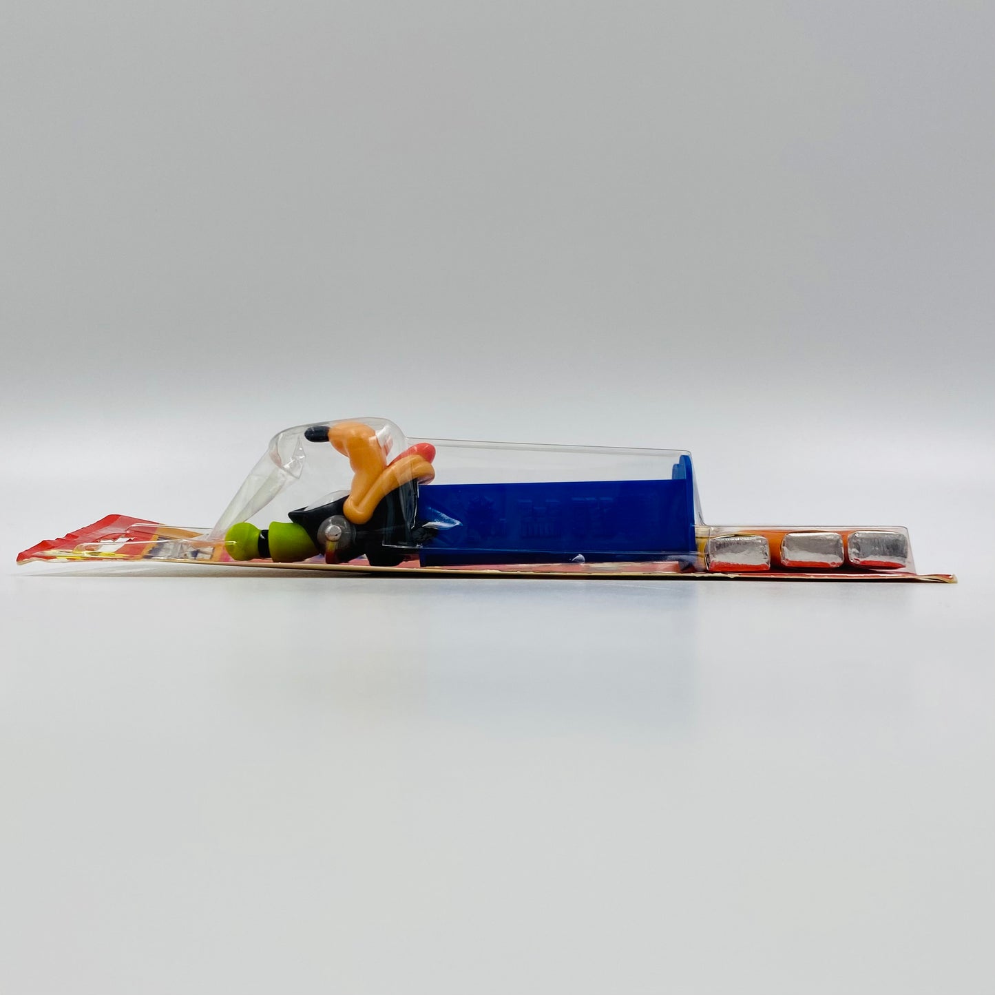 Disney Extreme Goofy PEZ dispenser (2003) carded 5.9 China