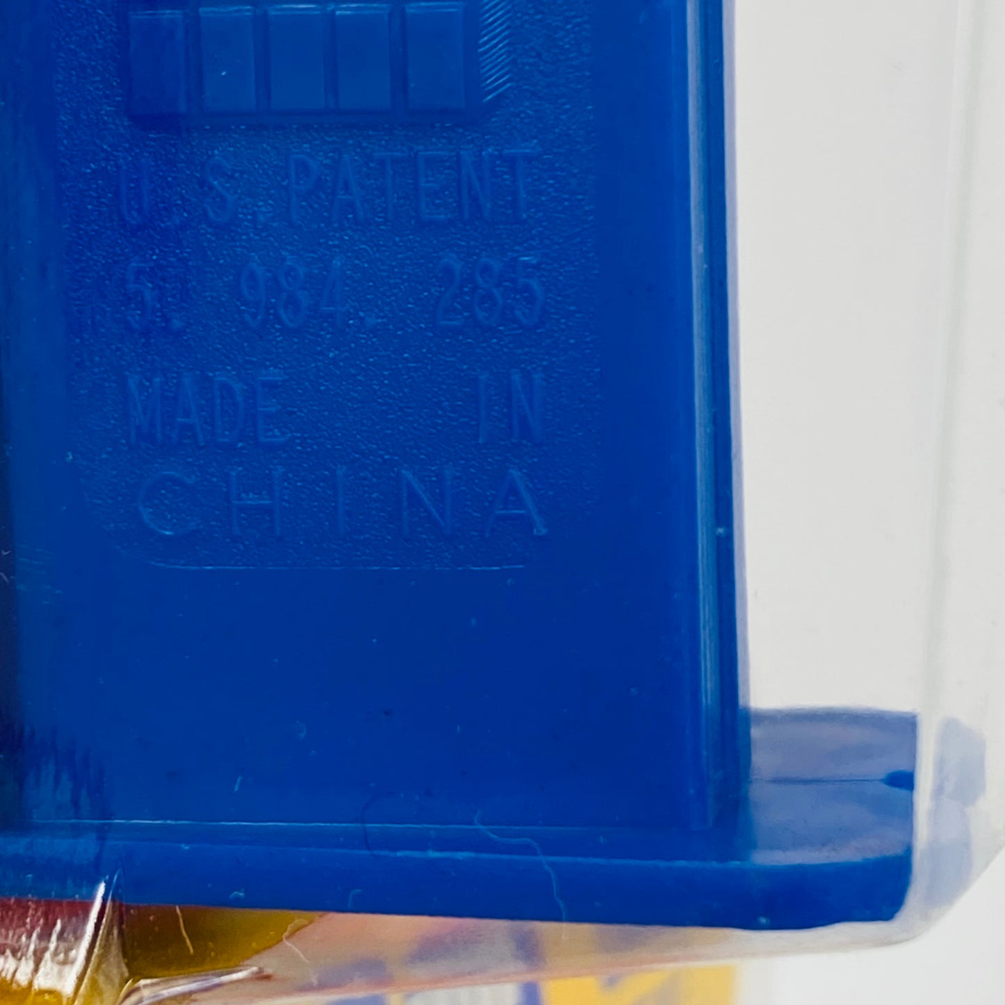 Disney Extreme Goofy PEZ dispenser (2003) carded 5.9 China