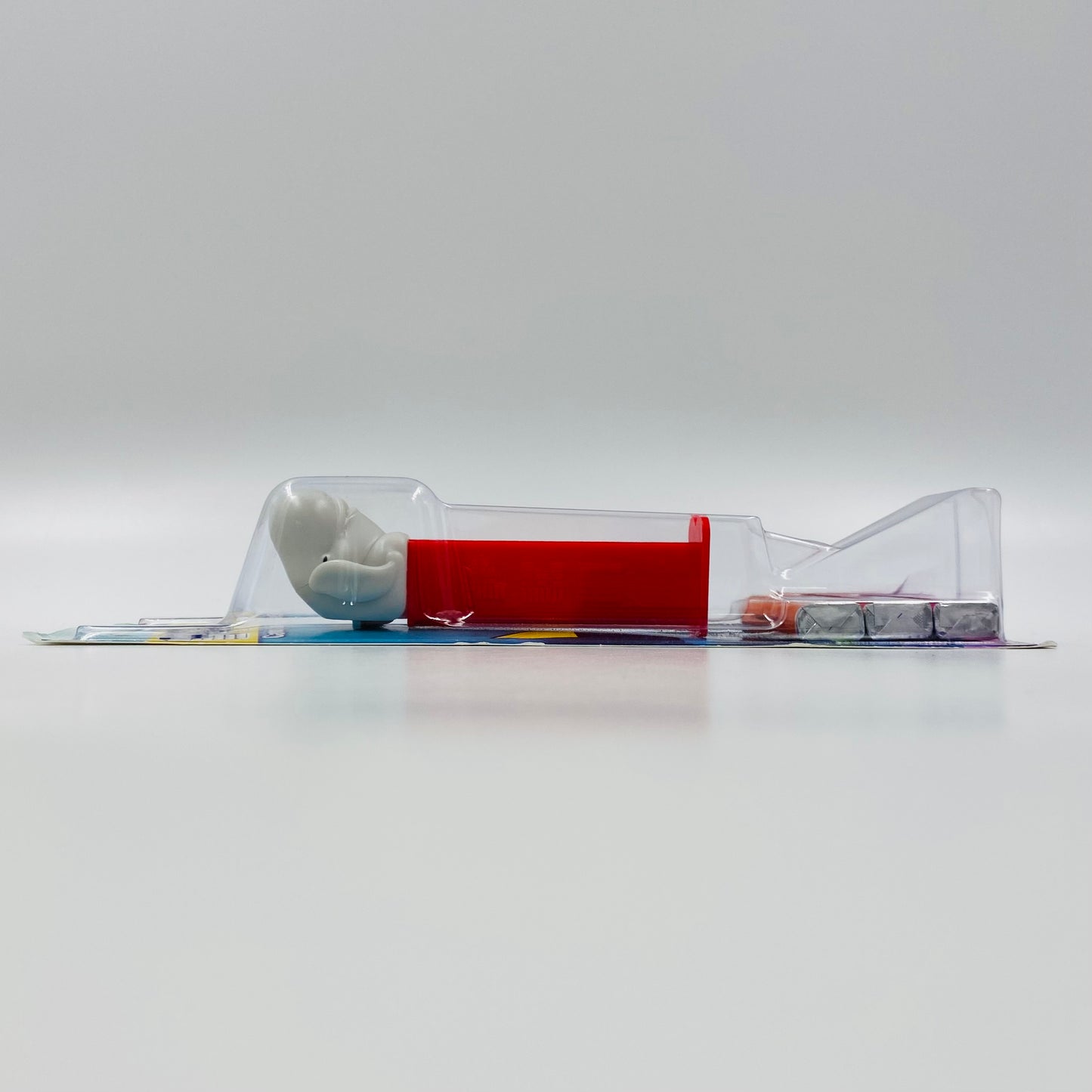 Finding Dory Bailey Beluga PEZ dispenser (2016) carded 7.5 China