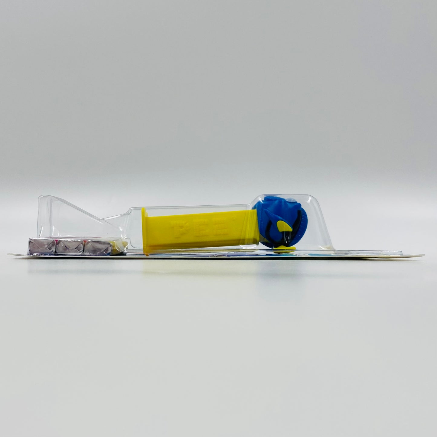 Finding Dory Dory PEZ dispenser (2016) carded 7.5 China