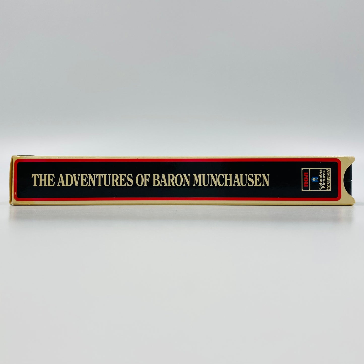 Adventures of Baron Munchausen VHS tape (1989) RCA Columbia Pictures