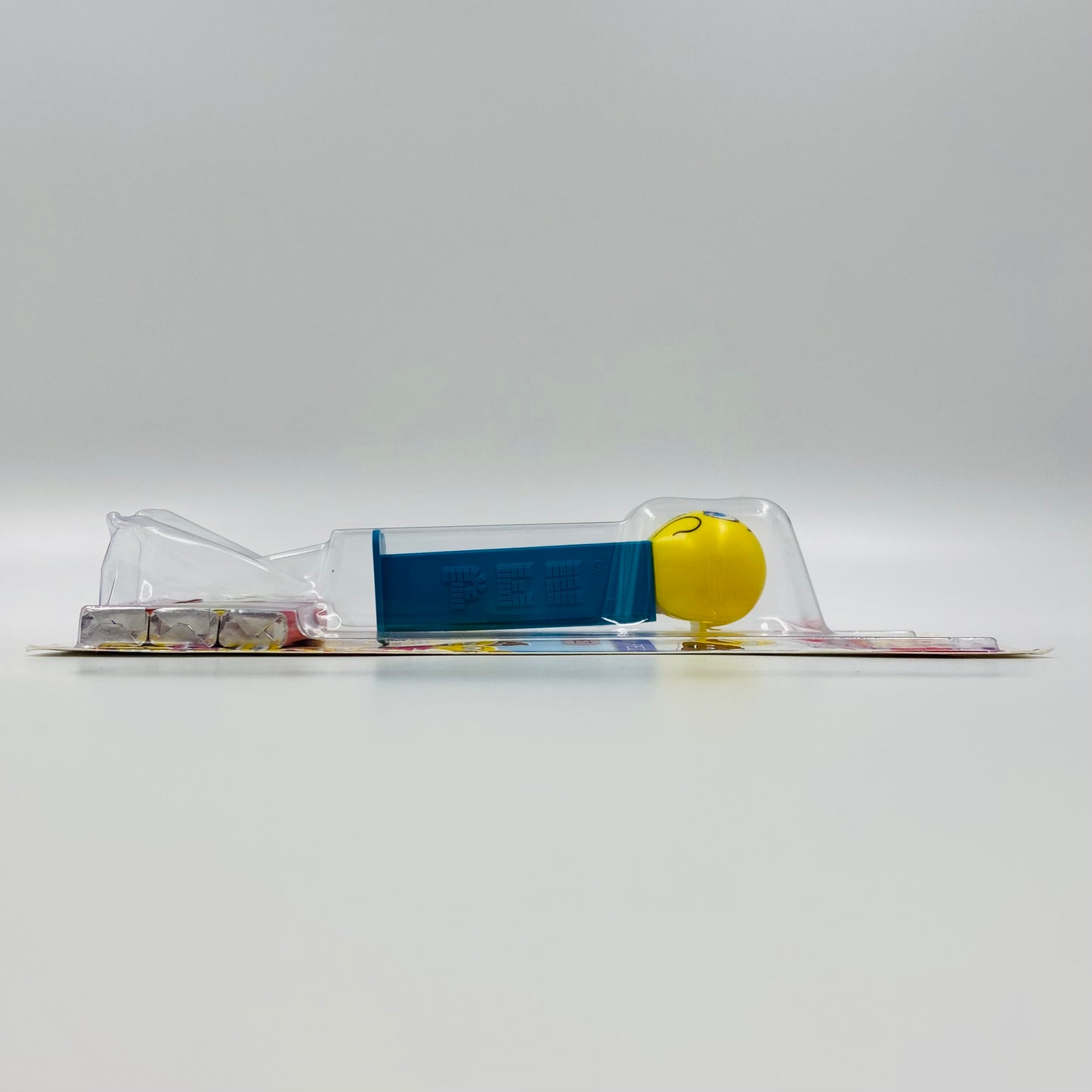 PEZemojis Surprised PEZ dispenser (2017) carded 7.5 Hungary