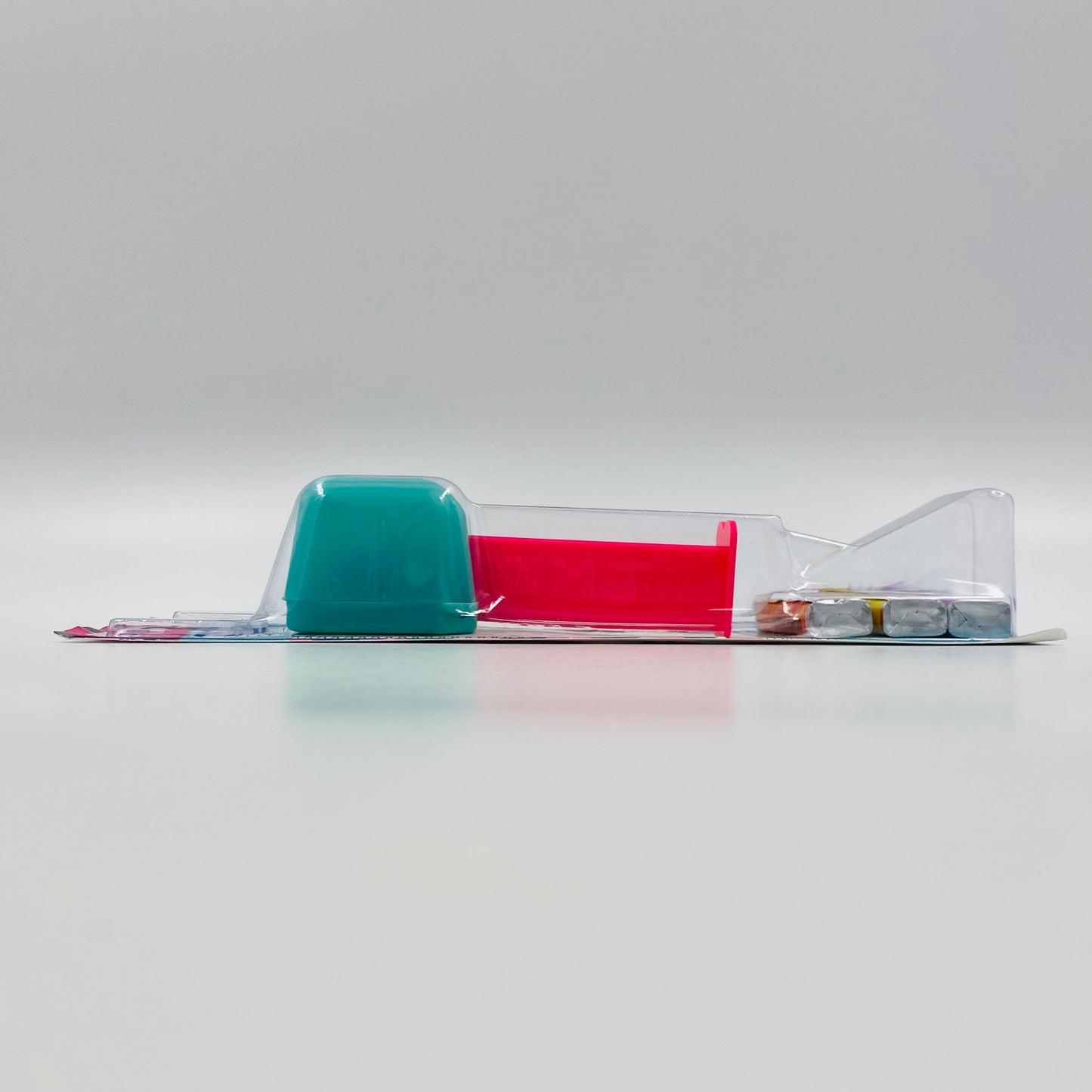 L.O.L. Surprise! Collection 2 PEZ dispenser (2020) carded