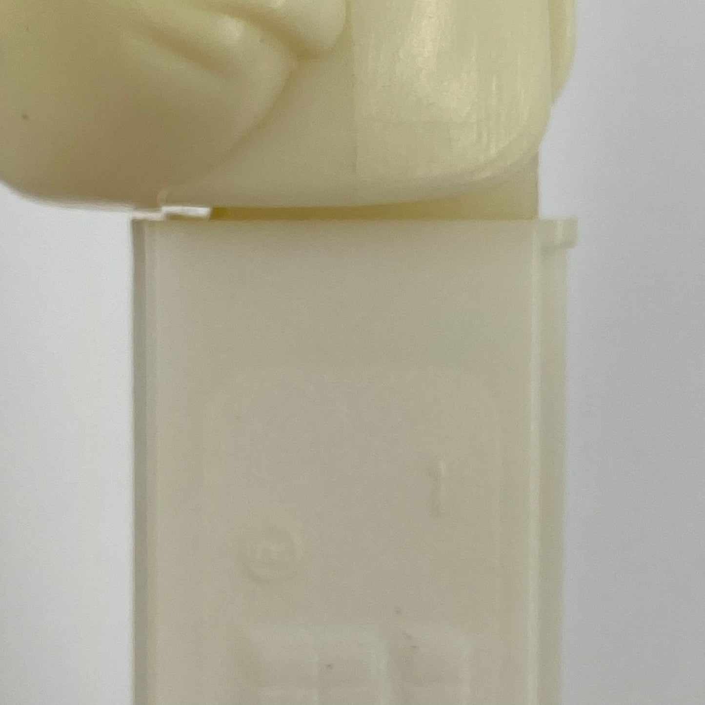 Christmas Winter Polar Bear PEZ dispenser (1999) loose