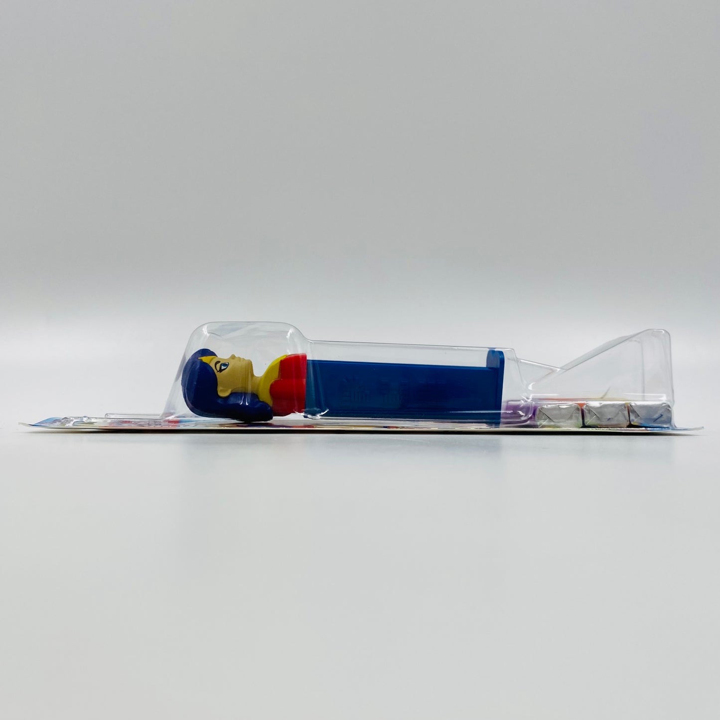 DC Super Hero Girls Wonder Woman PEZ dispenser (2017) carded 7.5 China