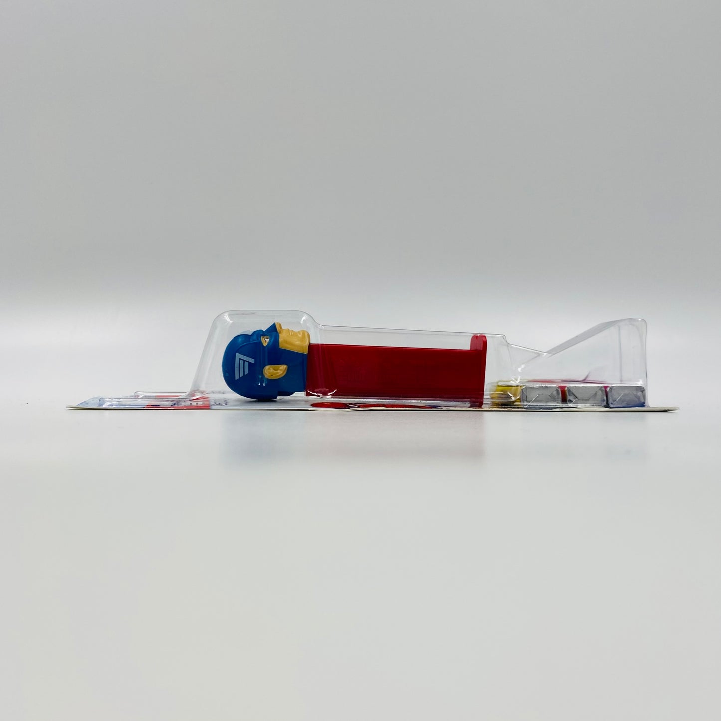 Marvel Captain America PEZ dispenser (2015) carded 5.9 China