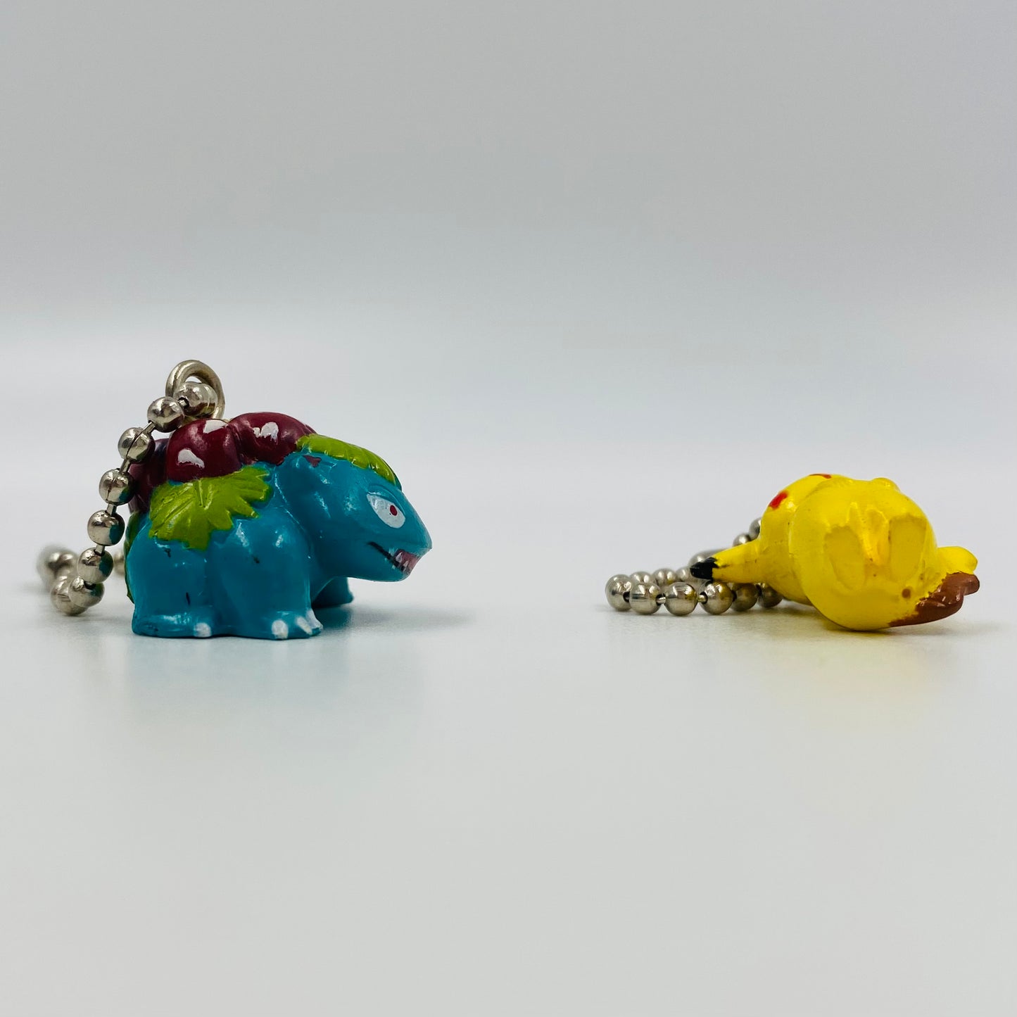 Pokemon keychain 10 piece 2" figurine set (1990's)