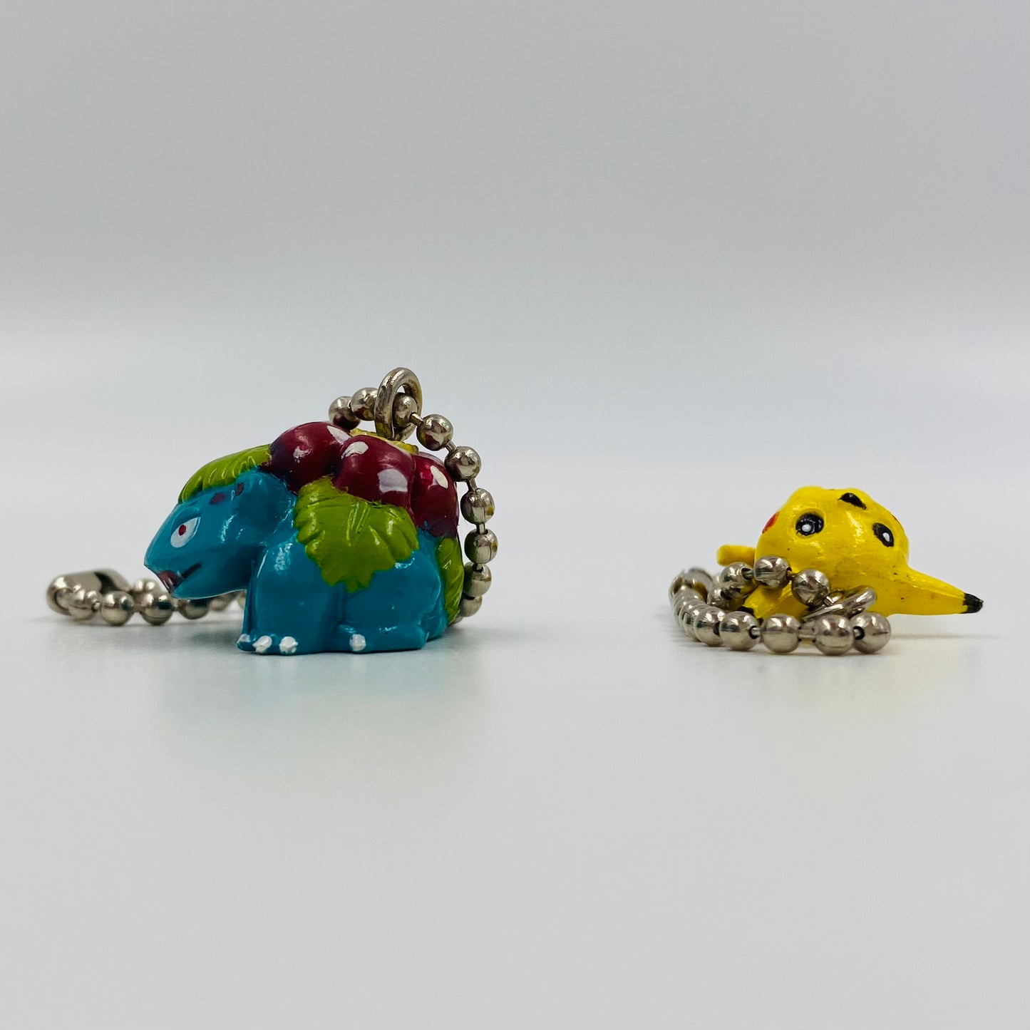 Pokemon keychain 10 piece 2" figurine set (1990's)