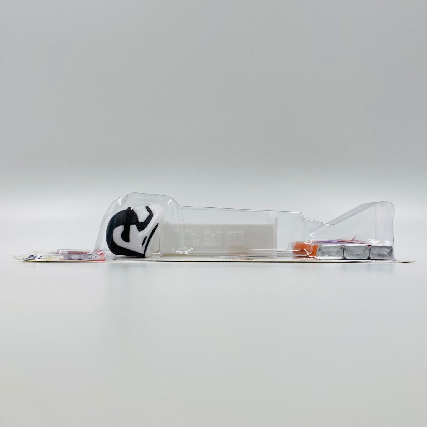 Star Wars First Order Stormtrooper Executioner PEZ dispenser (2017) carded 7.5 China