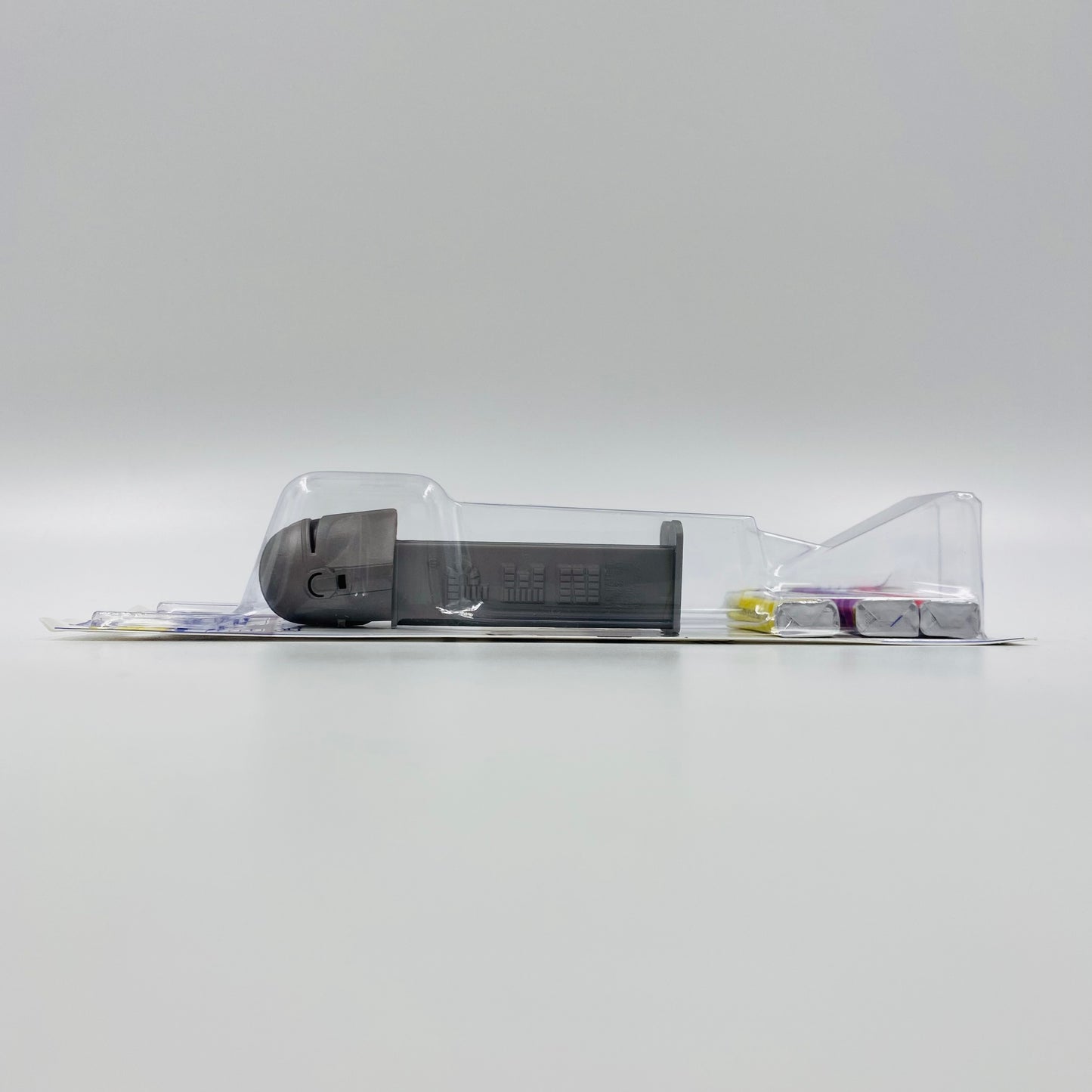 Star Wars The Mandalorian Din Djarin PEZ dispenser (2020) carded 7.5 China